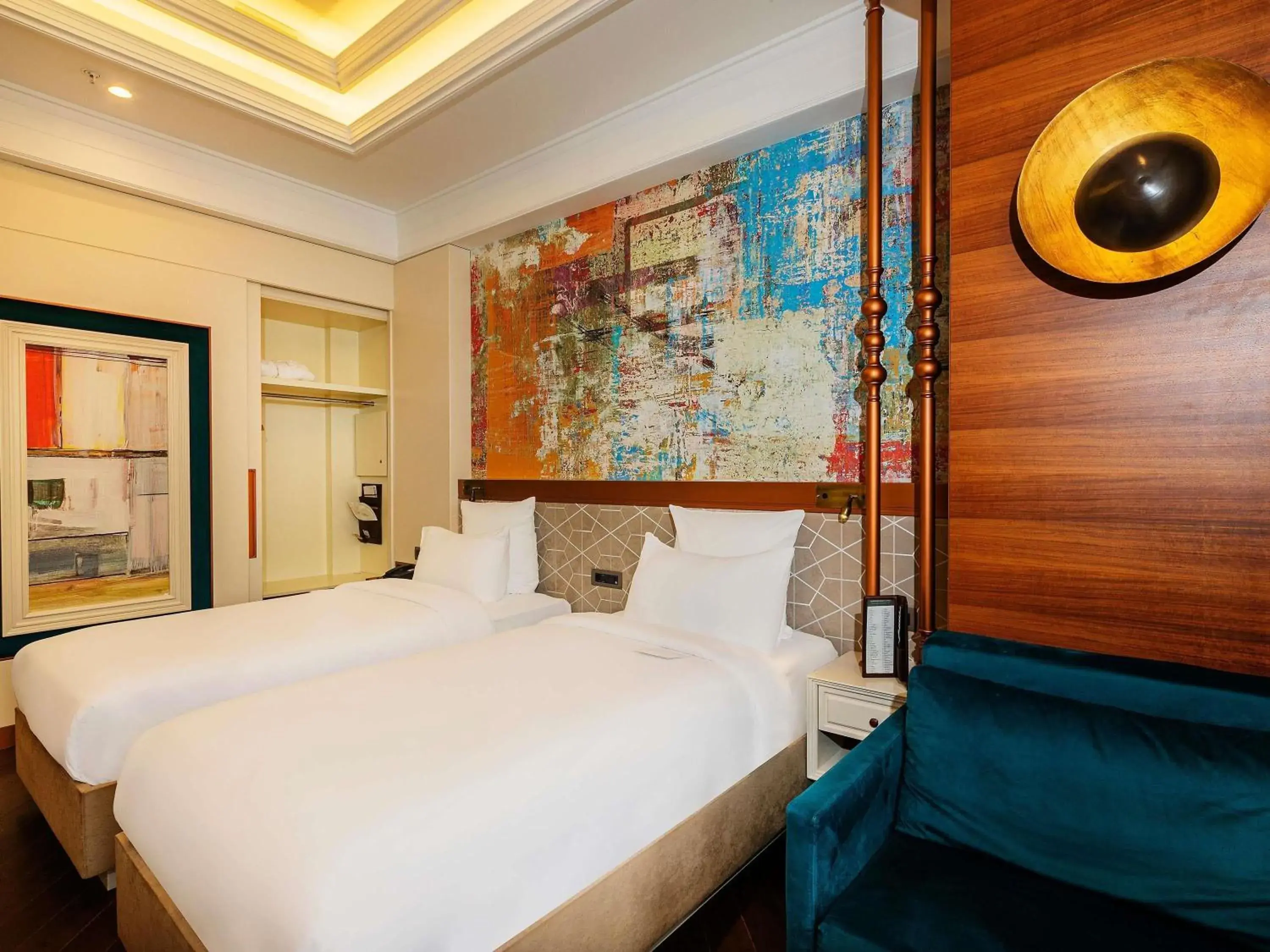 Bedroom, Bed in Mercure Istanbul Sirkeci Bedroom, Bed in Mercure Istanbul Sirkeci