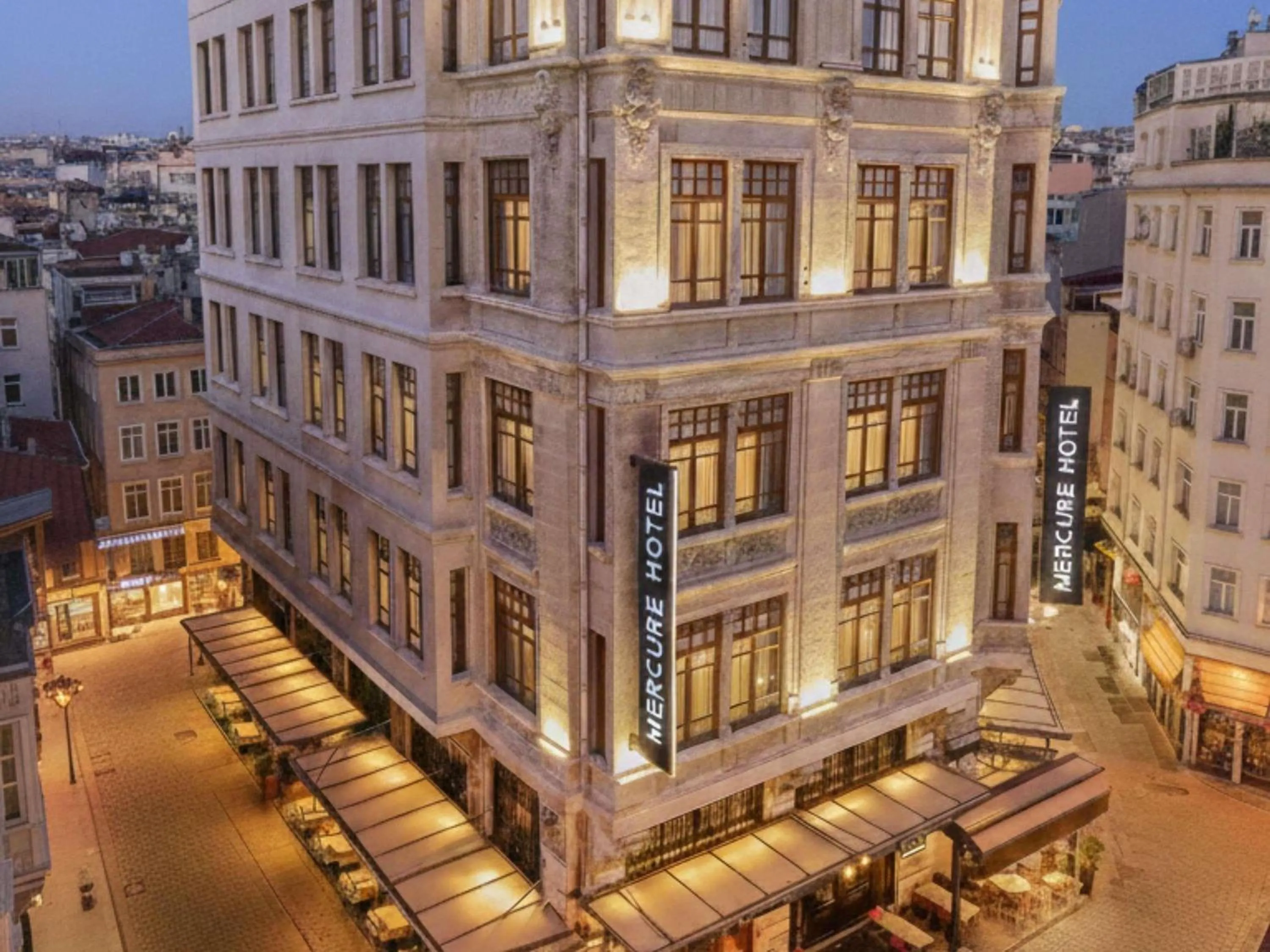 Property building in Mercure Istanbul Sirkeci