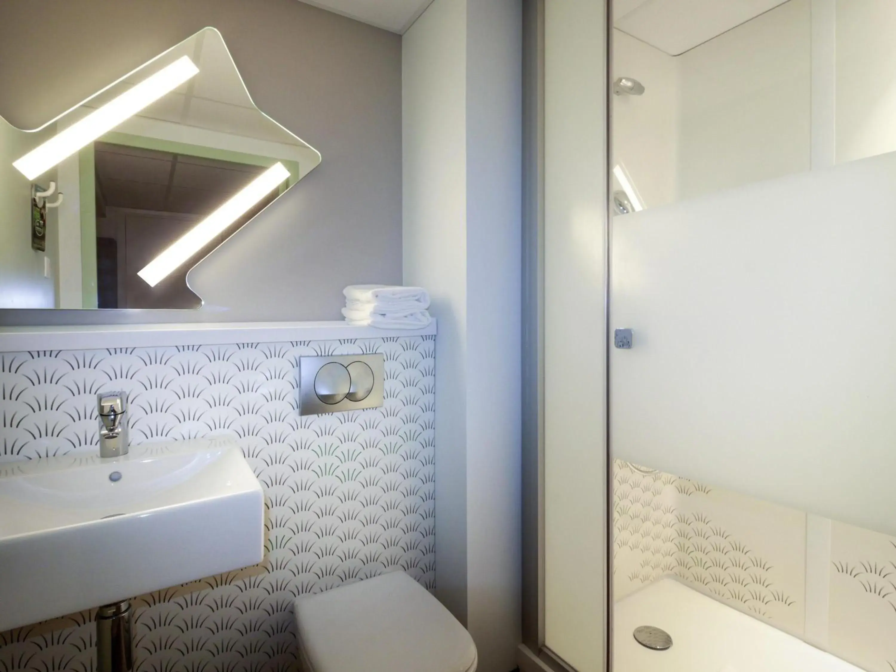 Bedroom in ibis budget Cahors Bedroom in ibis budget Cahors