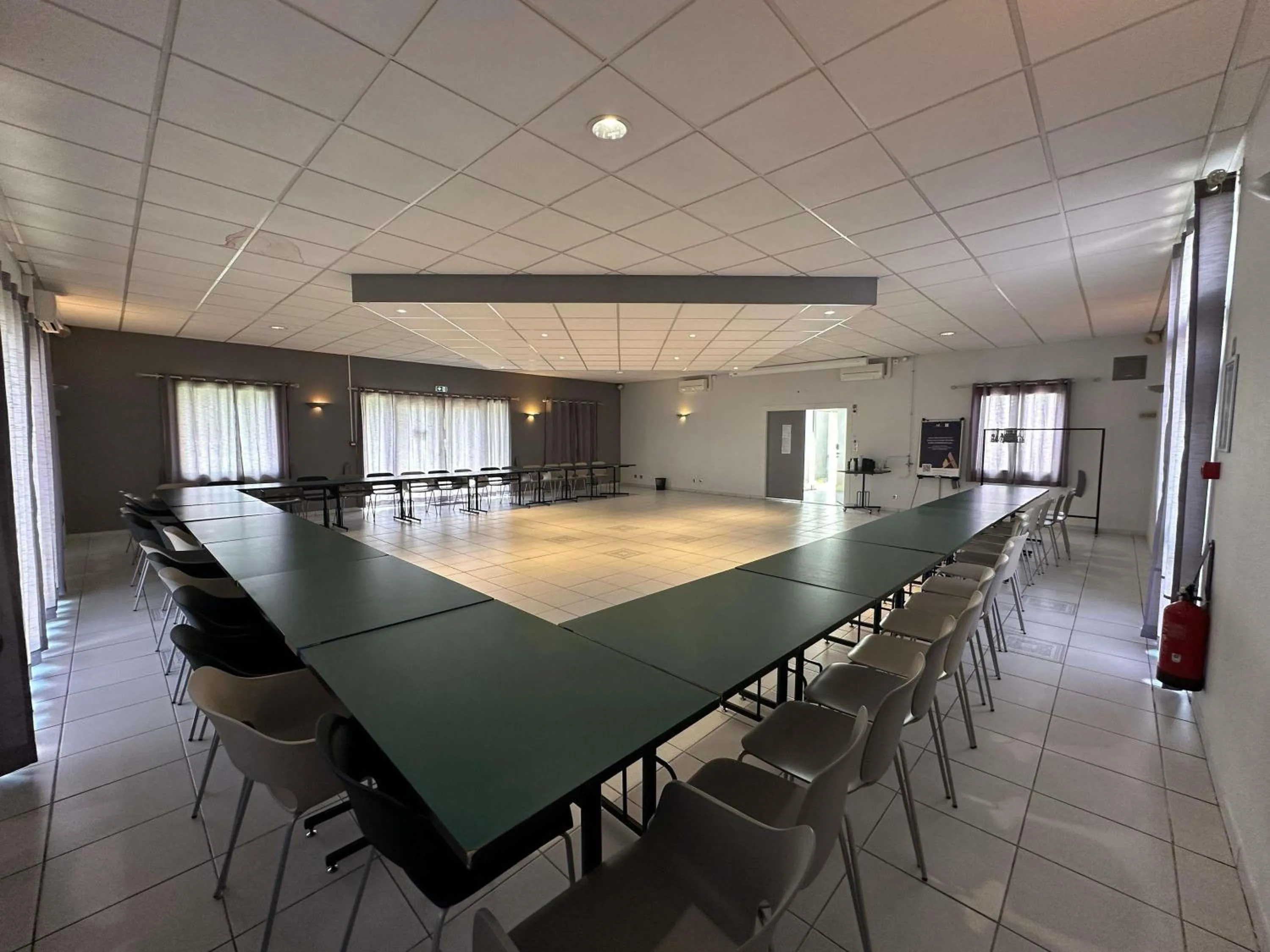 Meeting/conference room in ibis Cahors