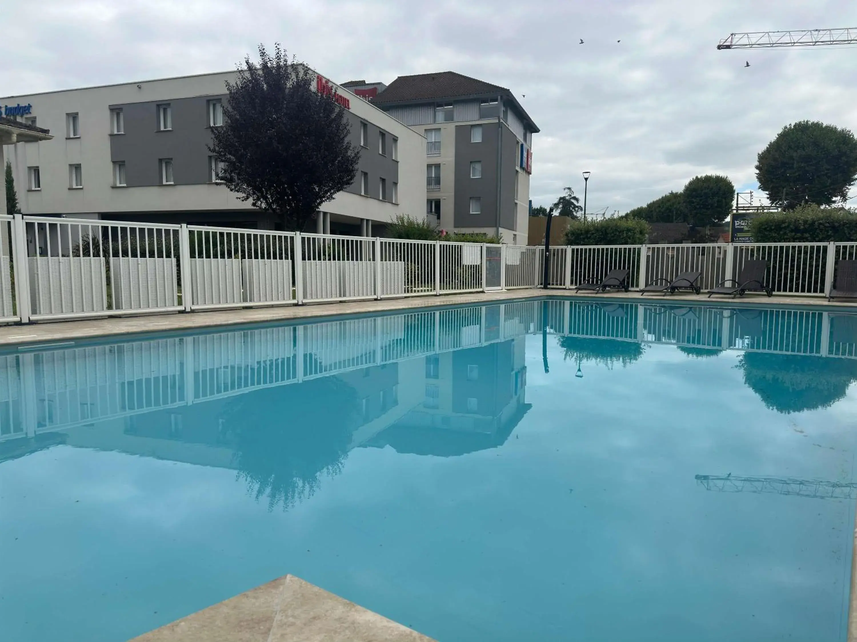 Pool view in ibis Cahors Pool view in ibis Cahors