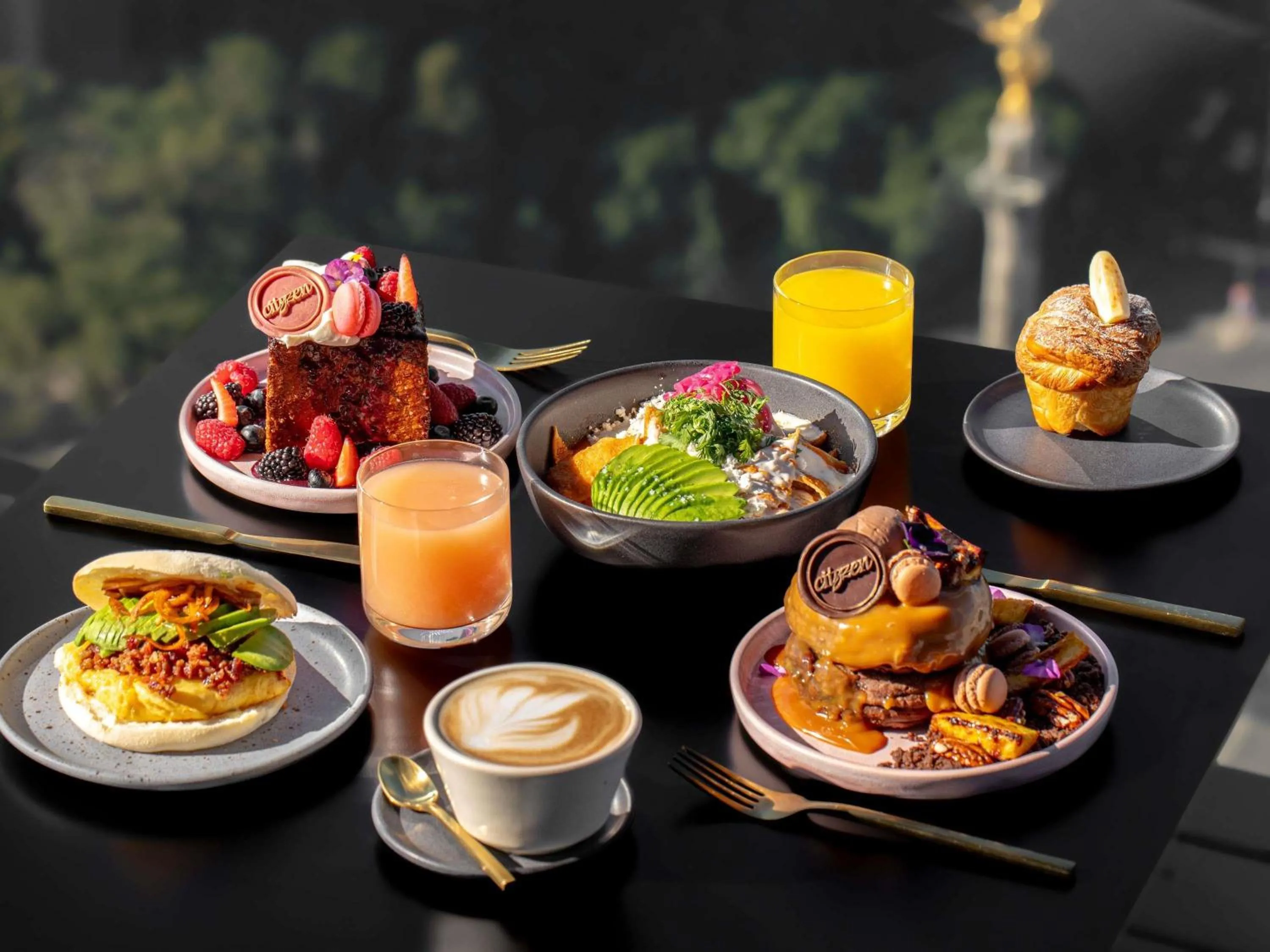 Restaurant/places to eat in Sofitel Mexico City Reforma