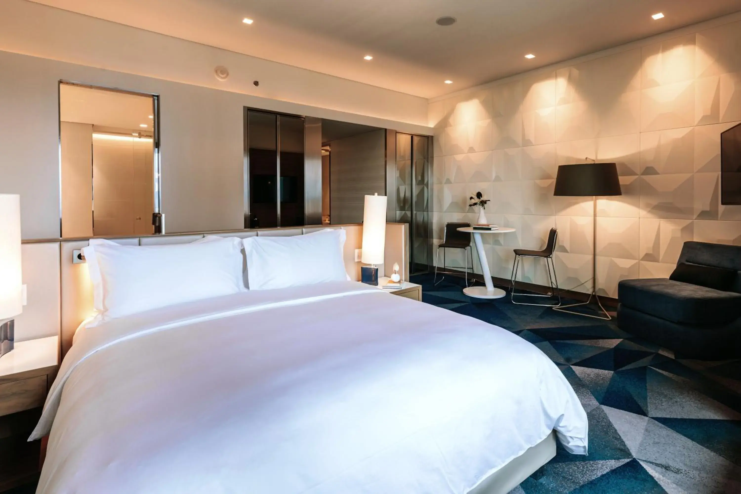 Luxury King Room with Skyline View in Sofitel Mexico City Reforma Luxury King Room with Skyline View in Sofitel Mexico City Reforma