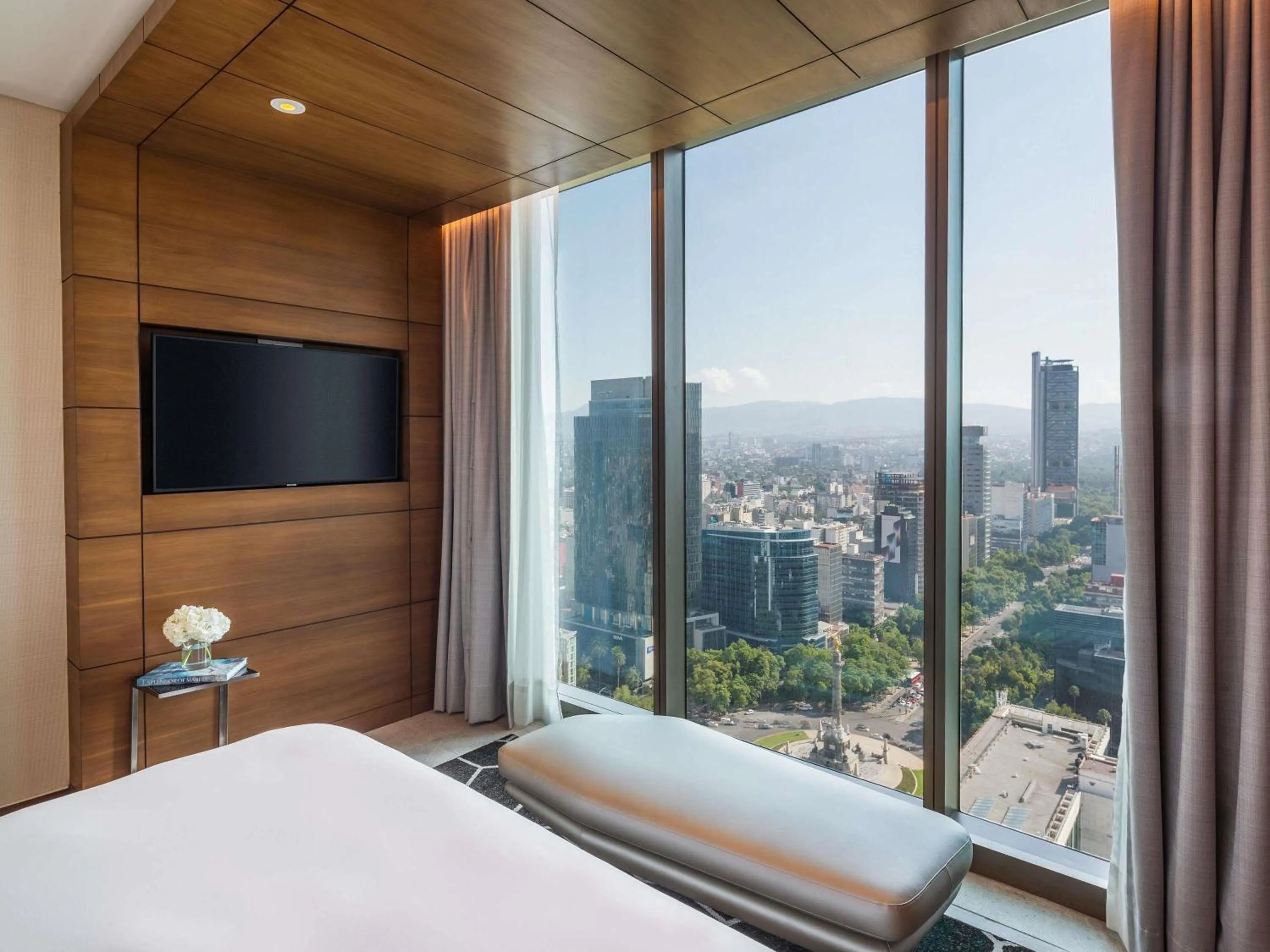 Bedroom, Bed in Sofitel Mexico City Reforma