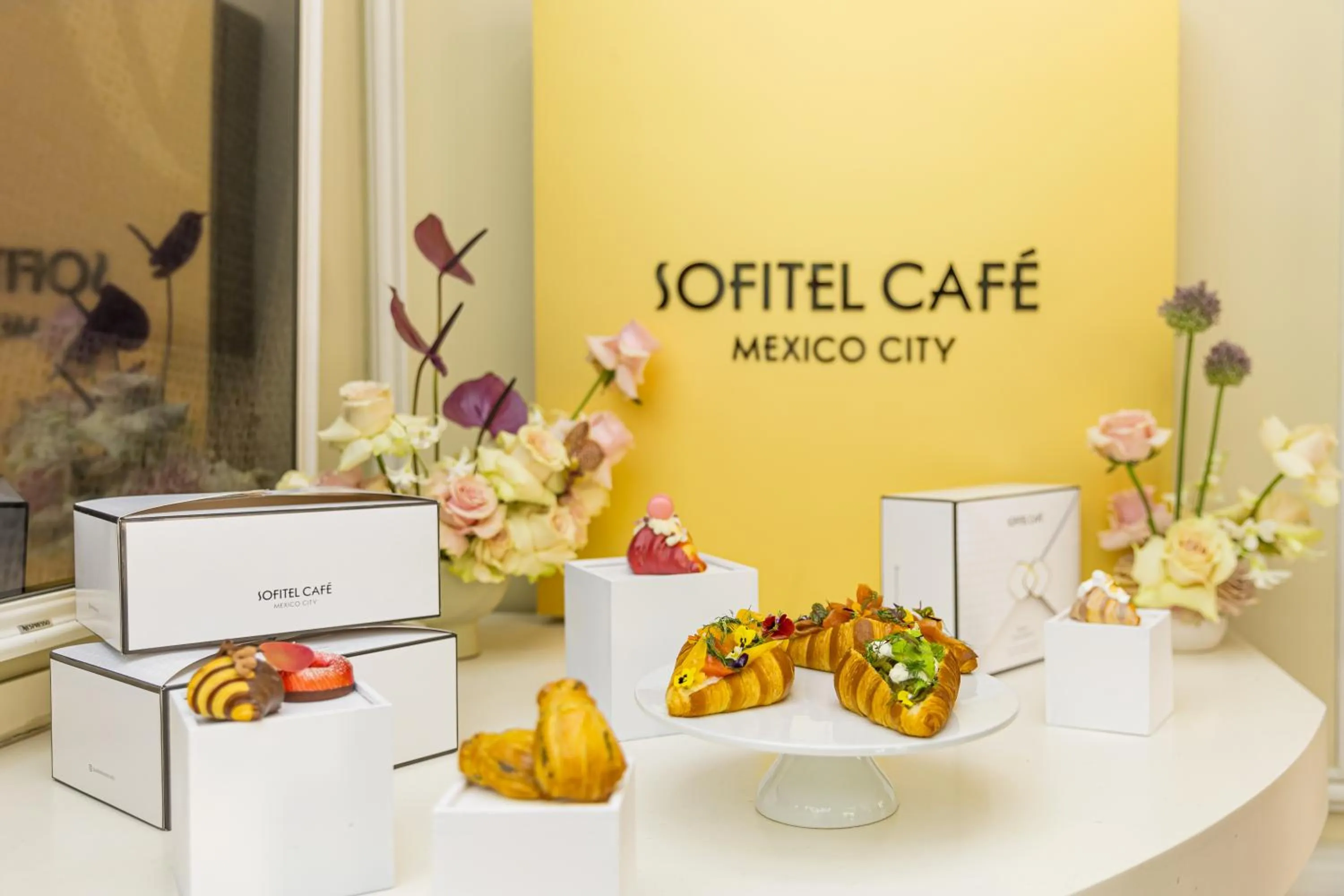 Restaurant/places to eat in Sofitel Mexico City Reforma