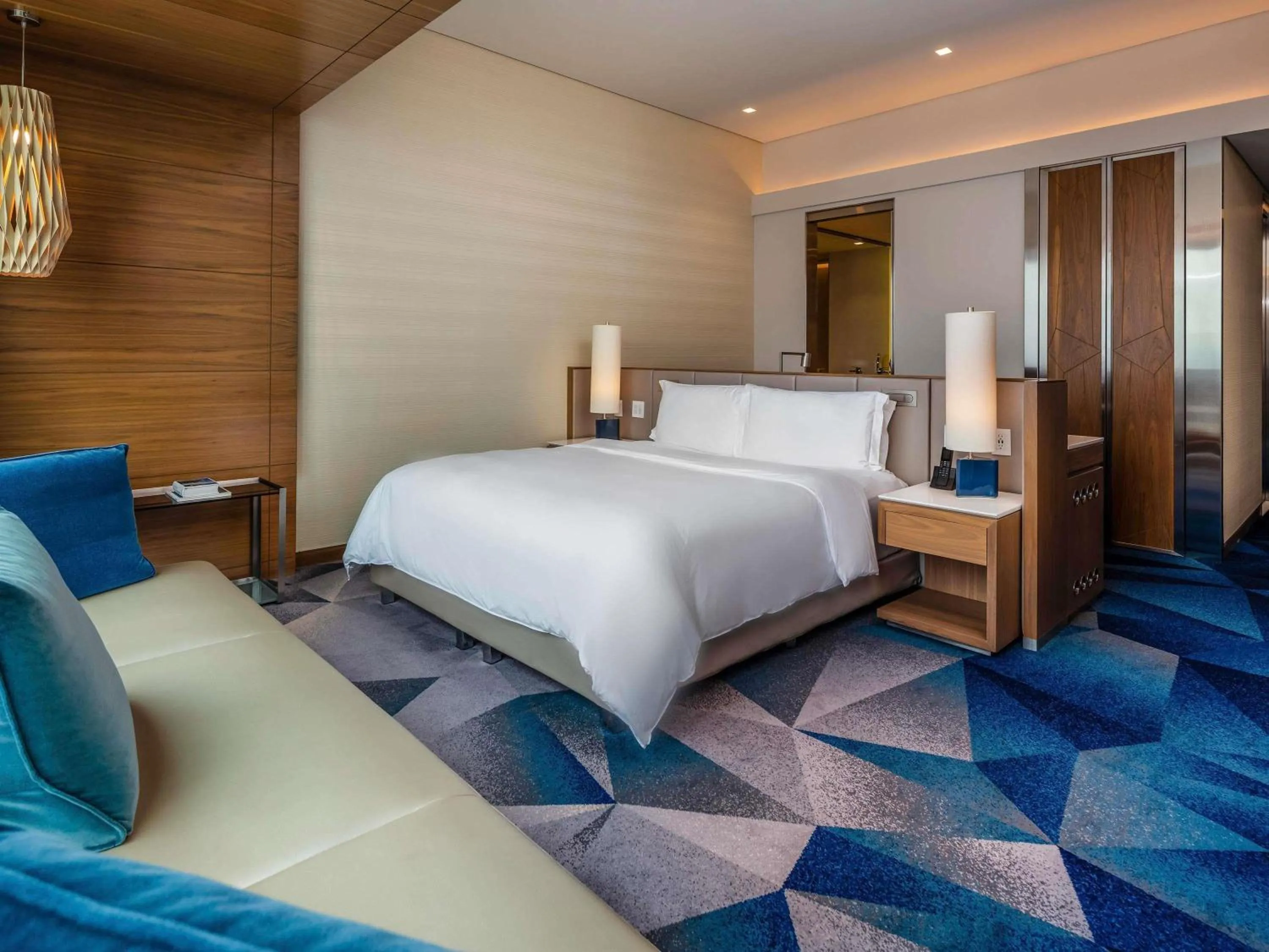 Bedroom, Bed in Sofitel Mexico City Reforma