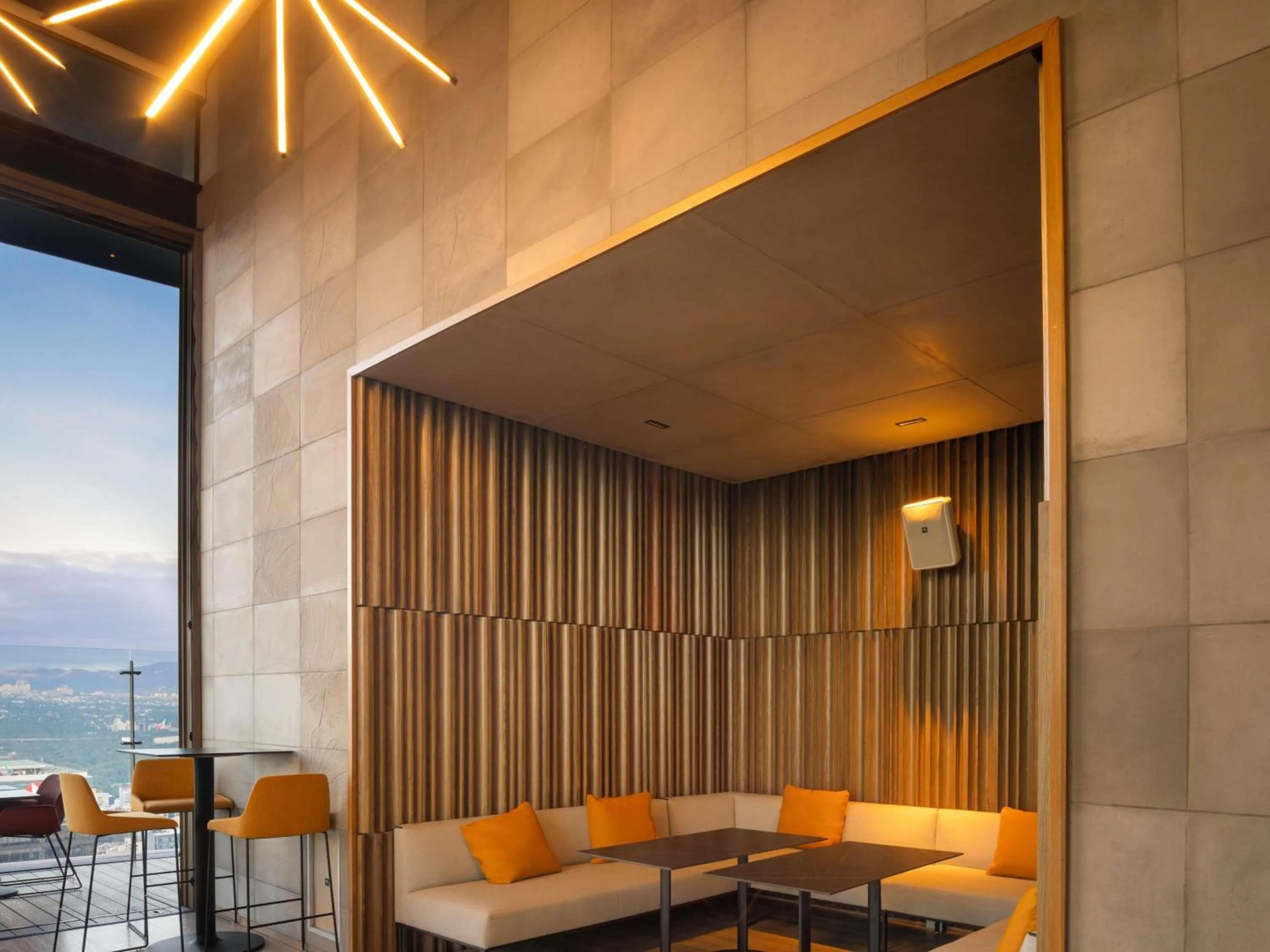 Restaurant/places to eat in Sofitel Mexico City Reforma