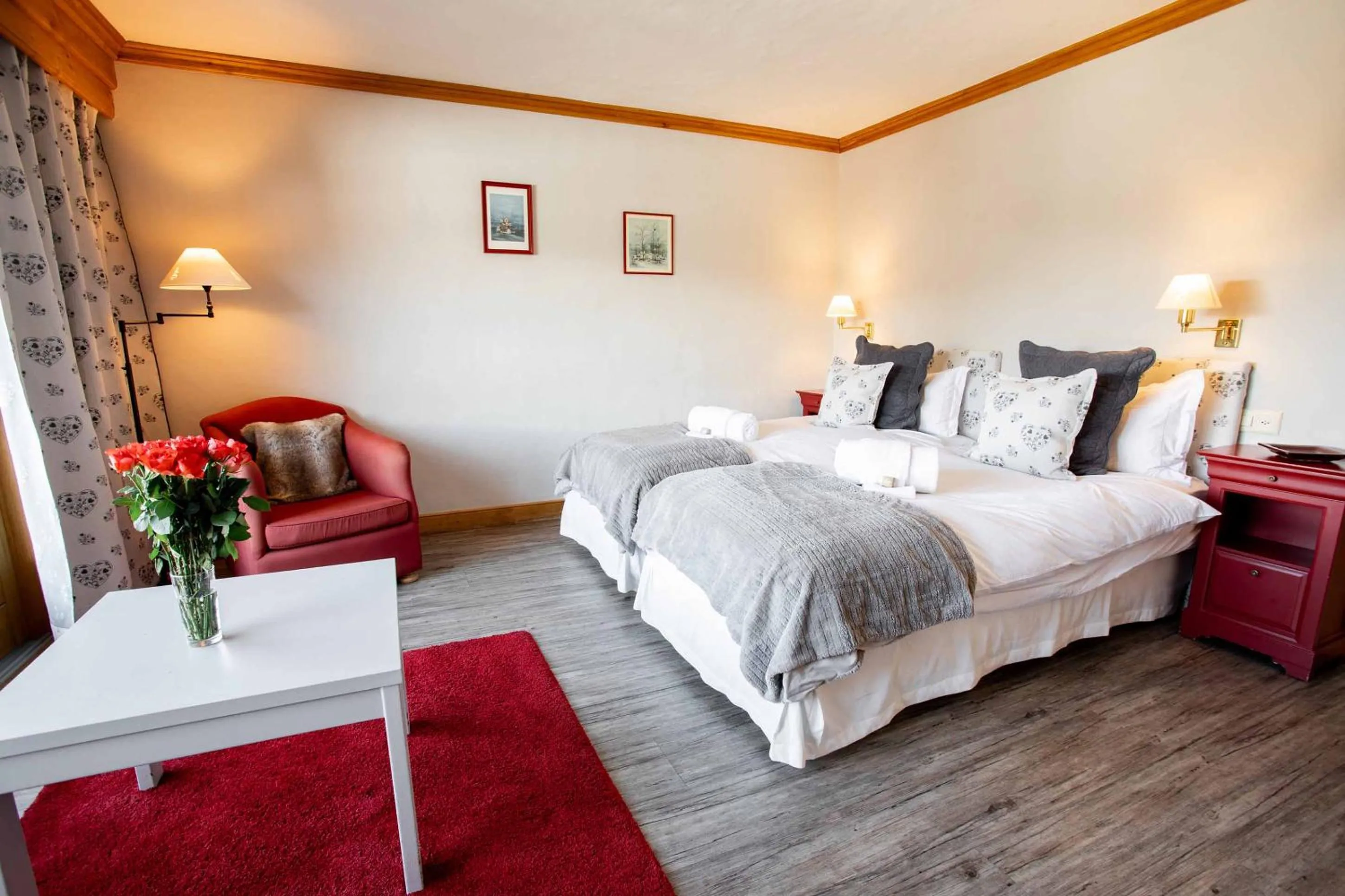 Photo of the whole room in Le Chalet de Flore