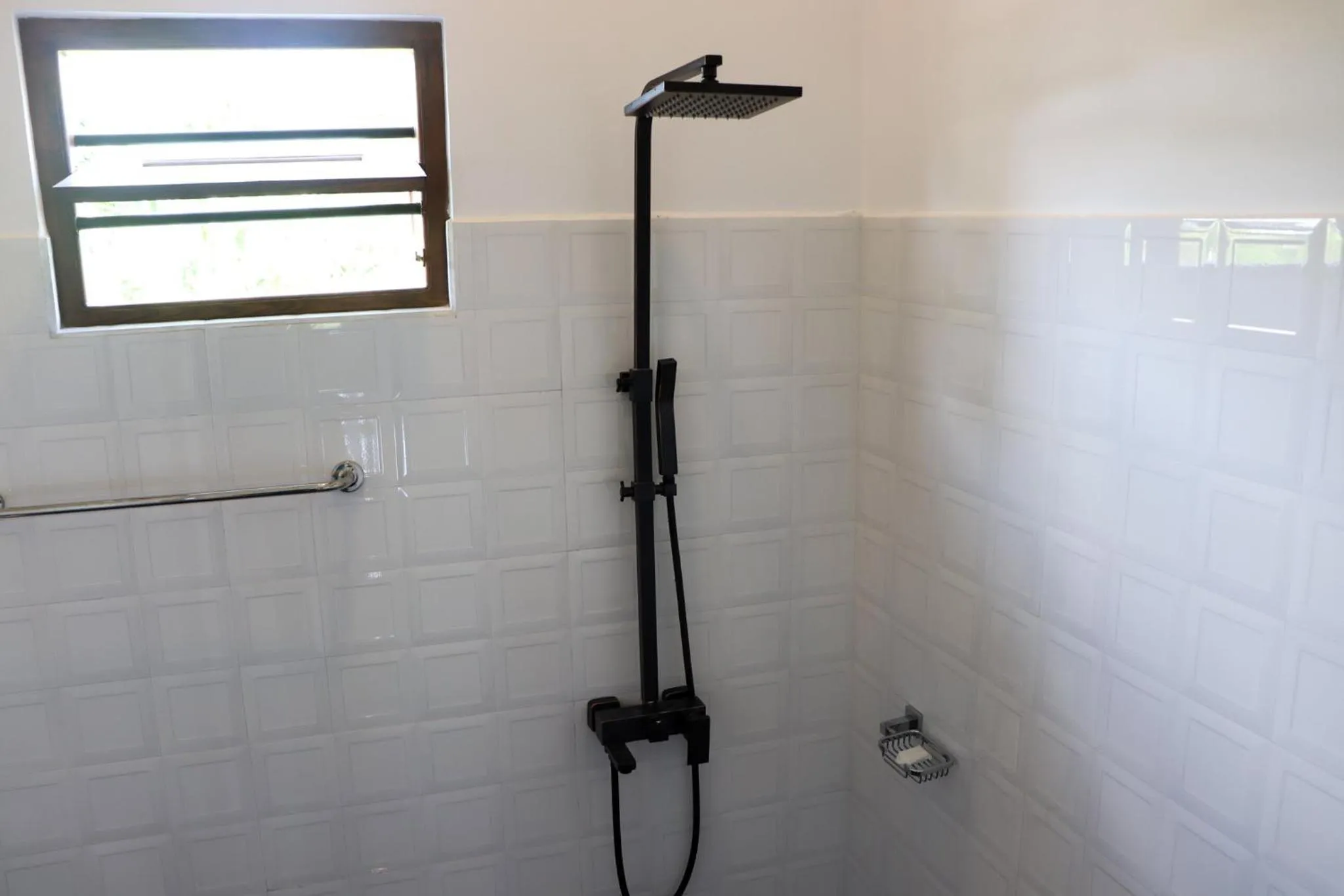 Shower in Sakura Calm Rest