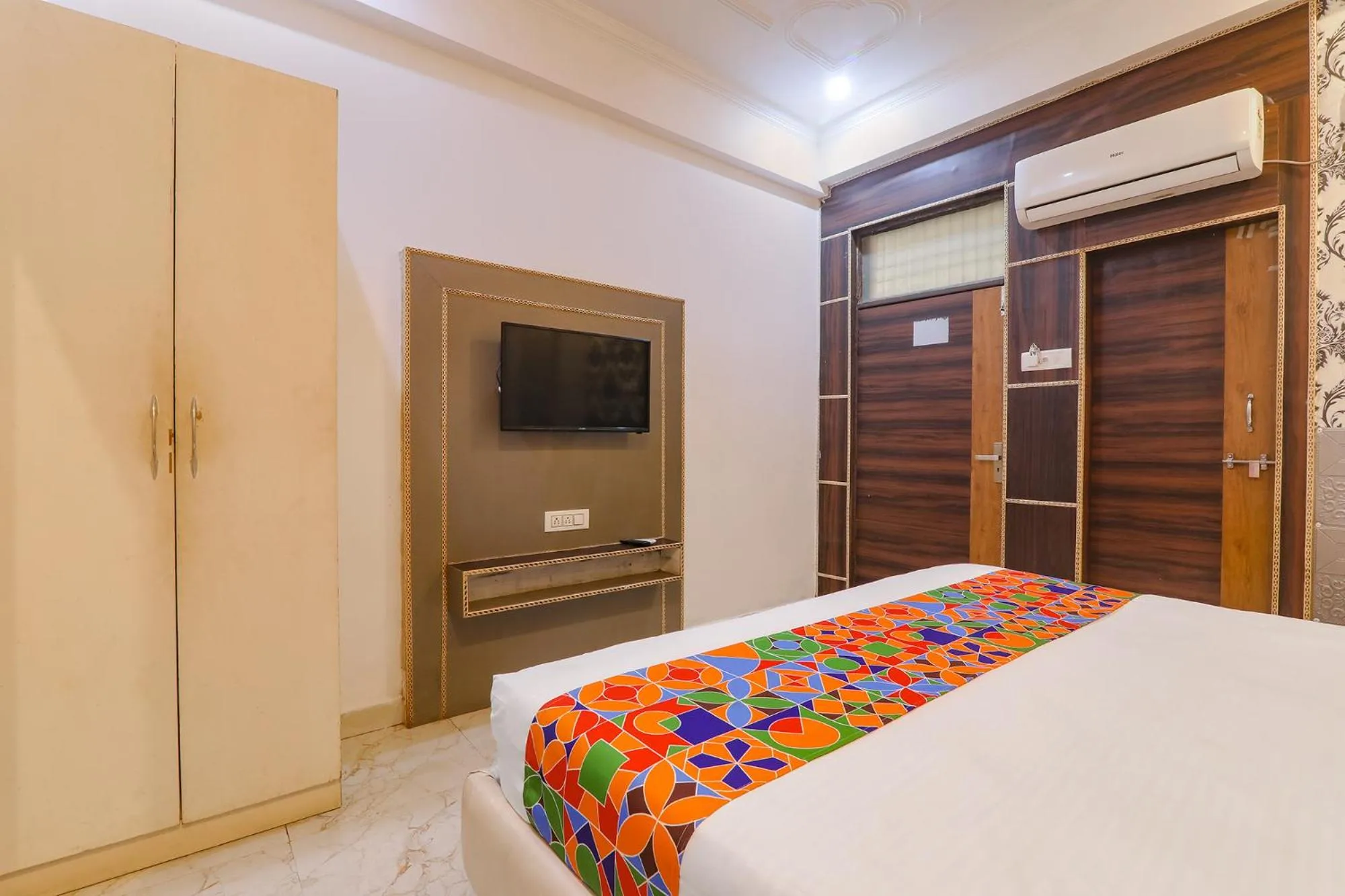 Bed in FabHotel Triveni