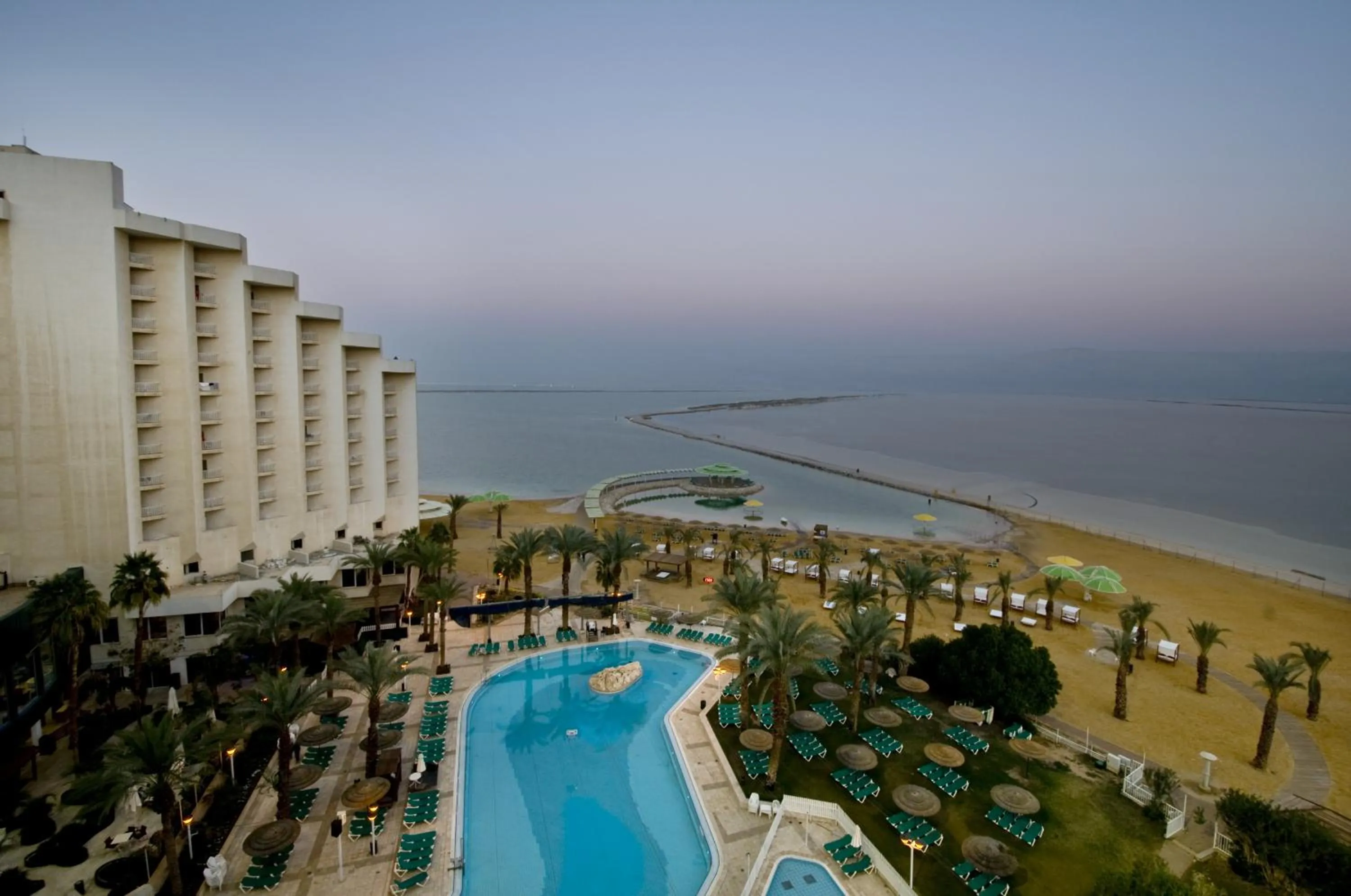 Swimming pool in Leonardo Club Hotel Dead Sea - All Inclusive