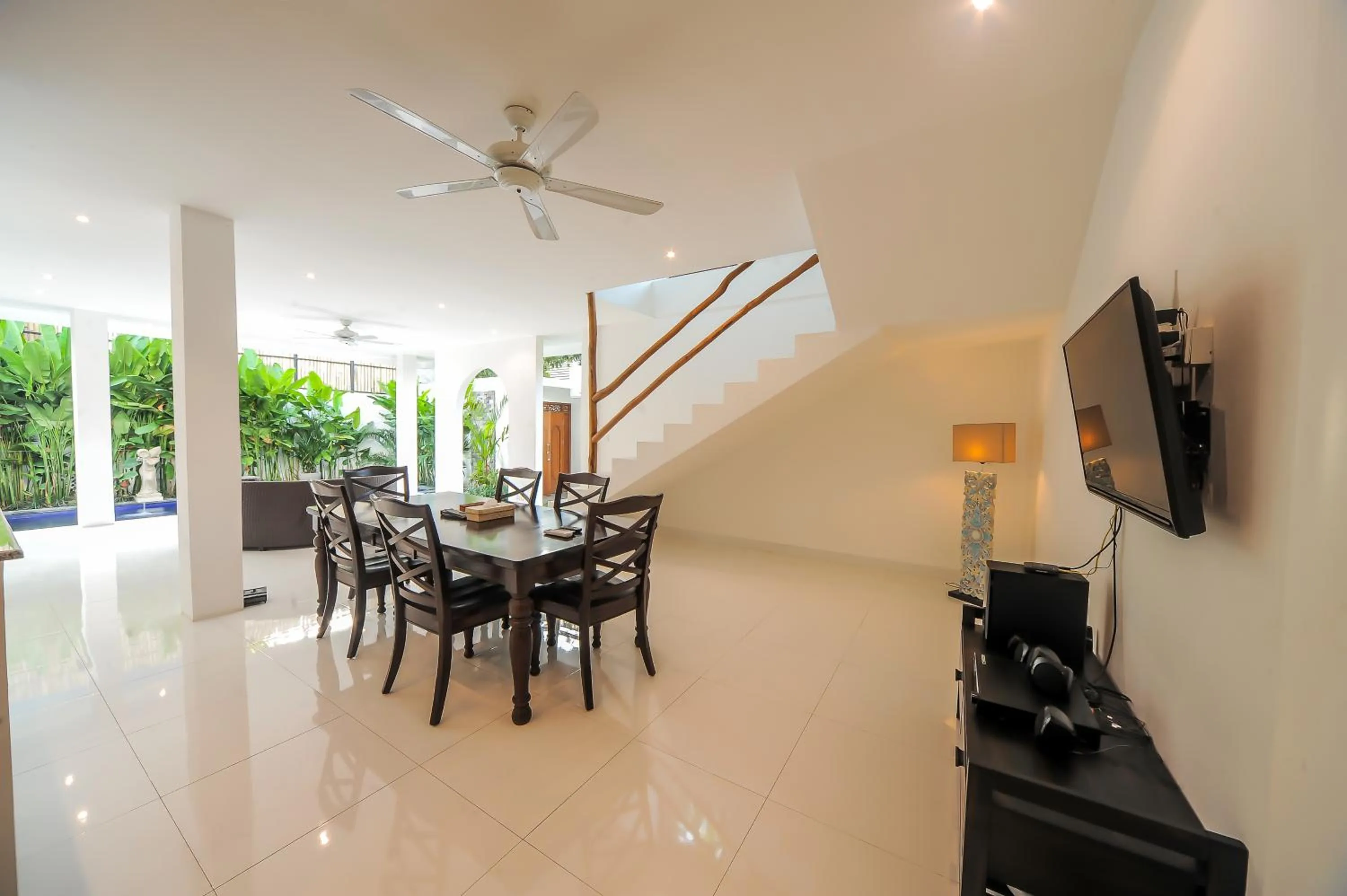 TV and multimedia in Villa Pearl Seminyak