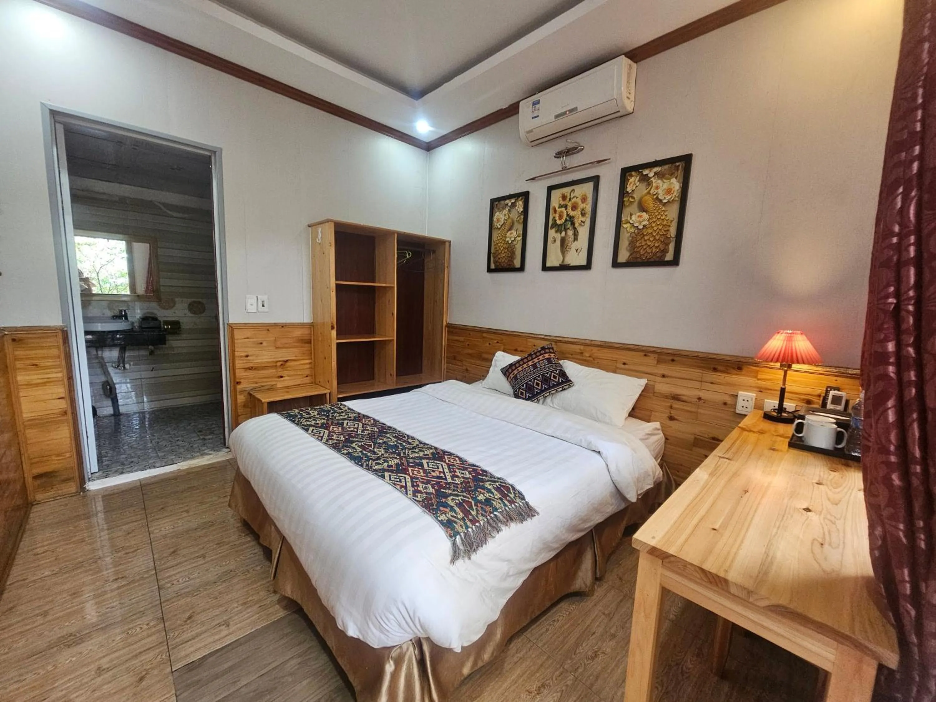 Bedroom, Bed in Dang Khoa Garden Inn