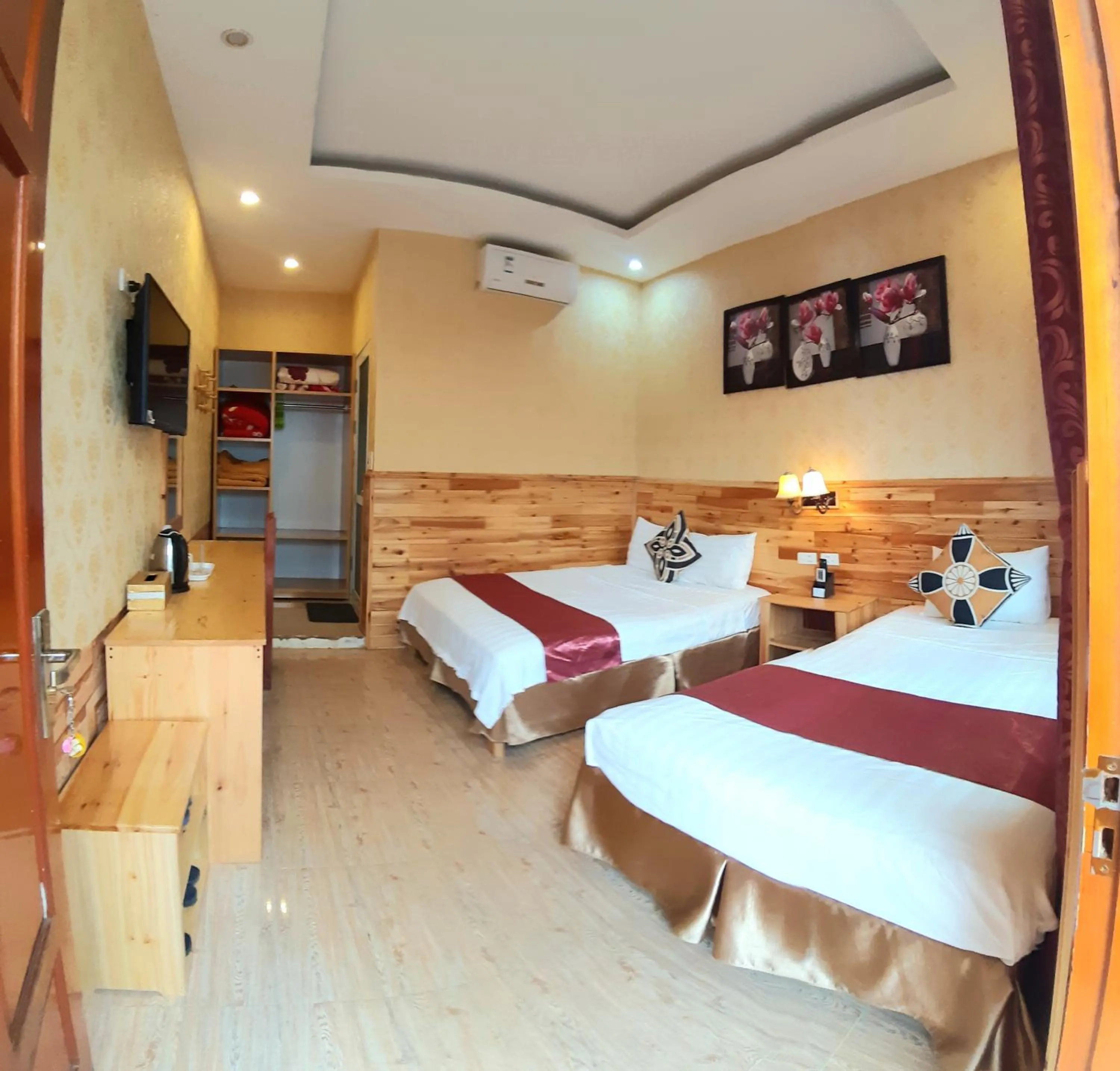 Bed in Dang Khoa Garden Inn