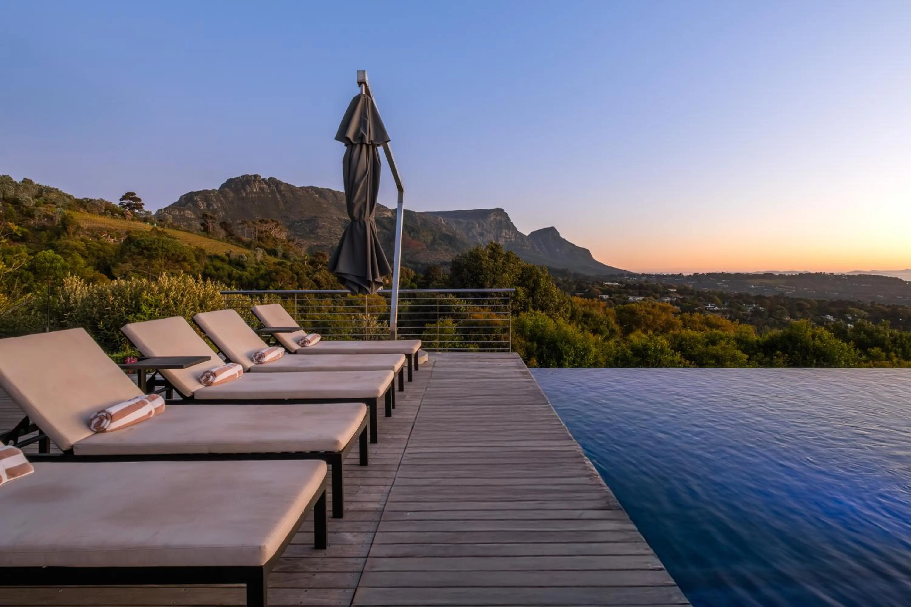 Mountain view in Villa Lion View Private Luxury Retreat