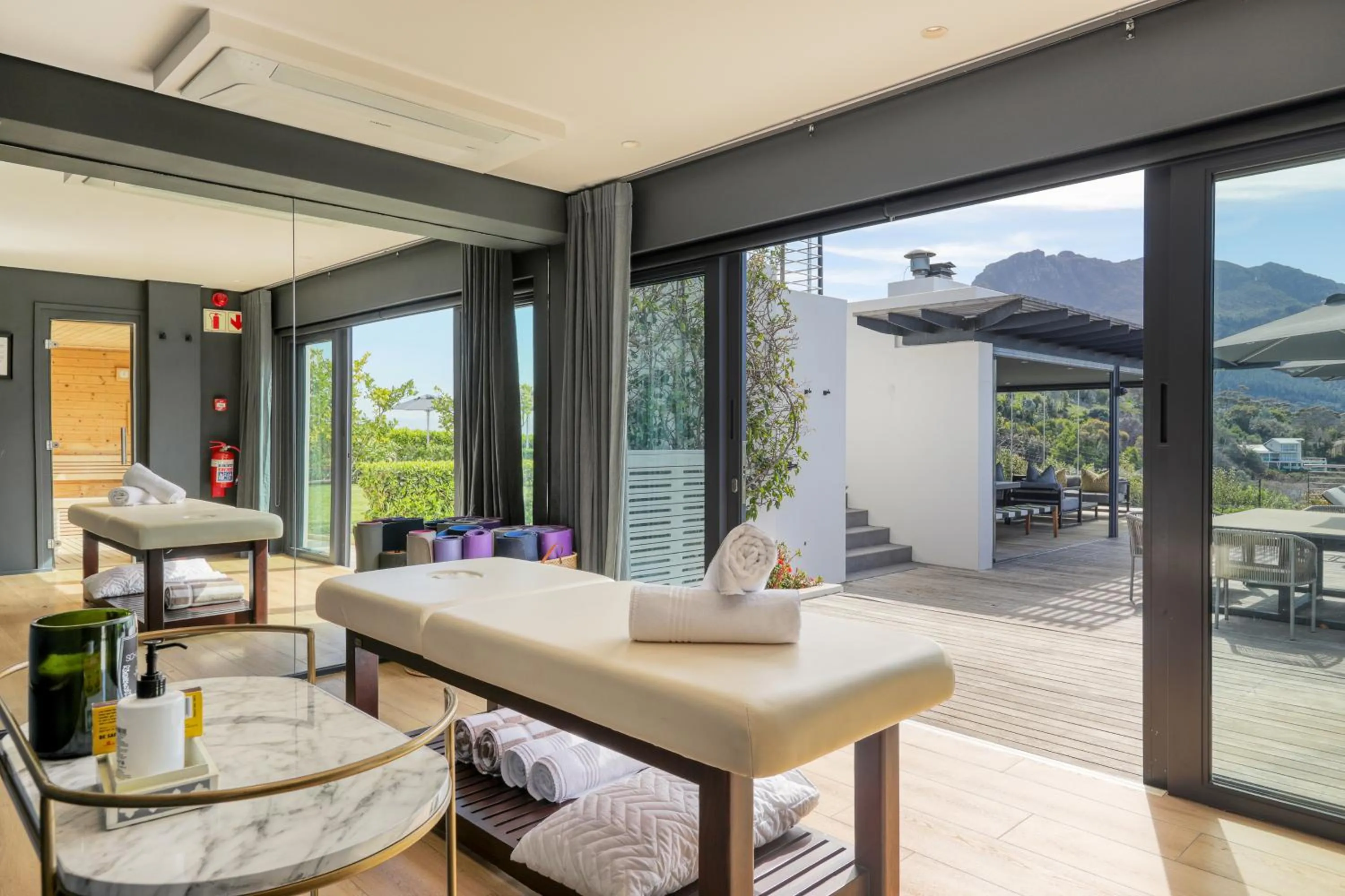 Massage in Villa Lion View Private Luxury Retreat