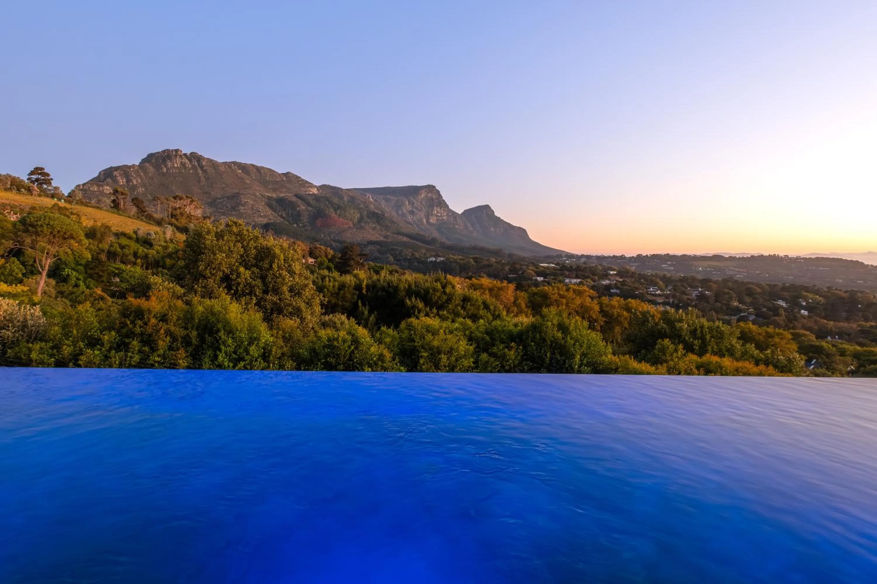 Mountain view in Villa Lion View Private Luxury Retreat