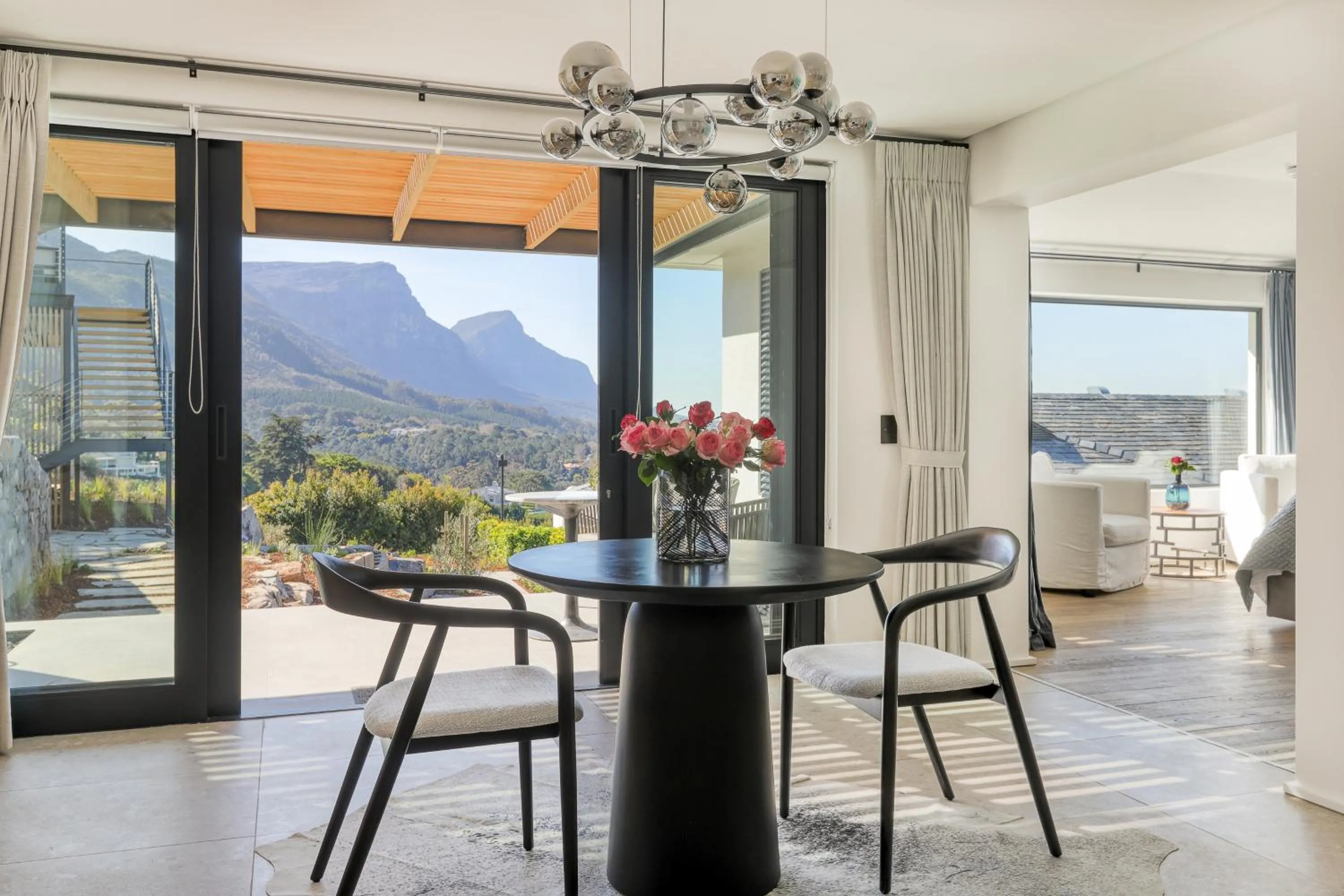 Living room in Villa Lion View Private Luxury Retreat
