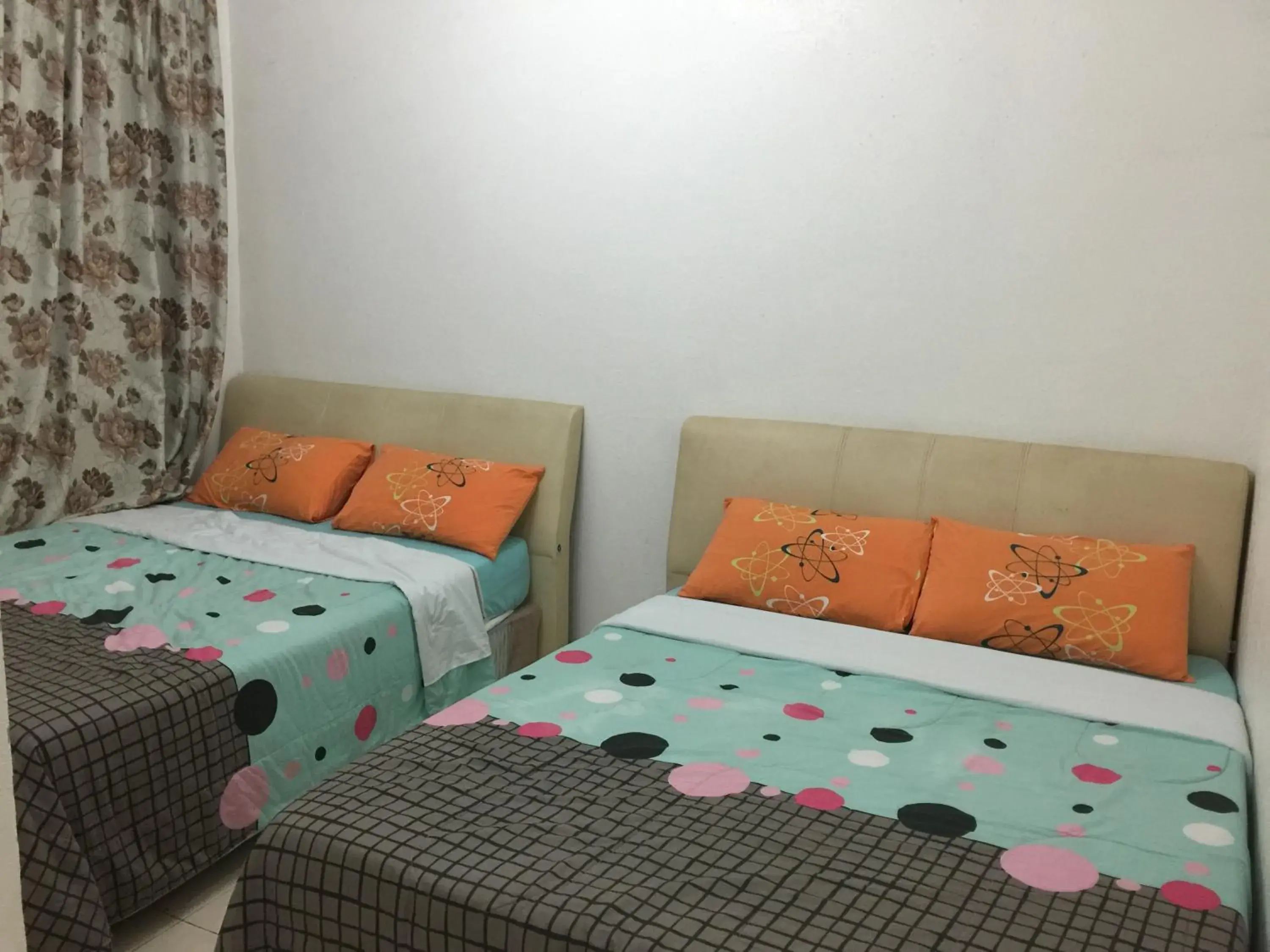 Bed in Cameron Supersave Apartment @ Crown Imperial Court Bed in Cameron Supersave Apartment @ Crown Imperial Court