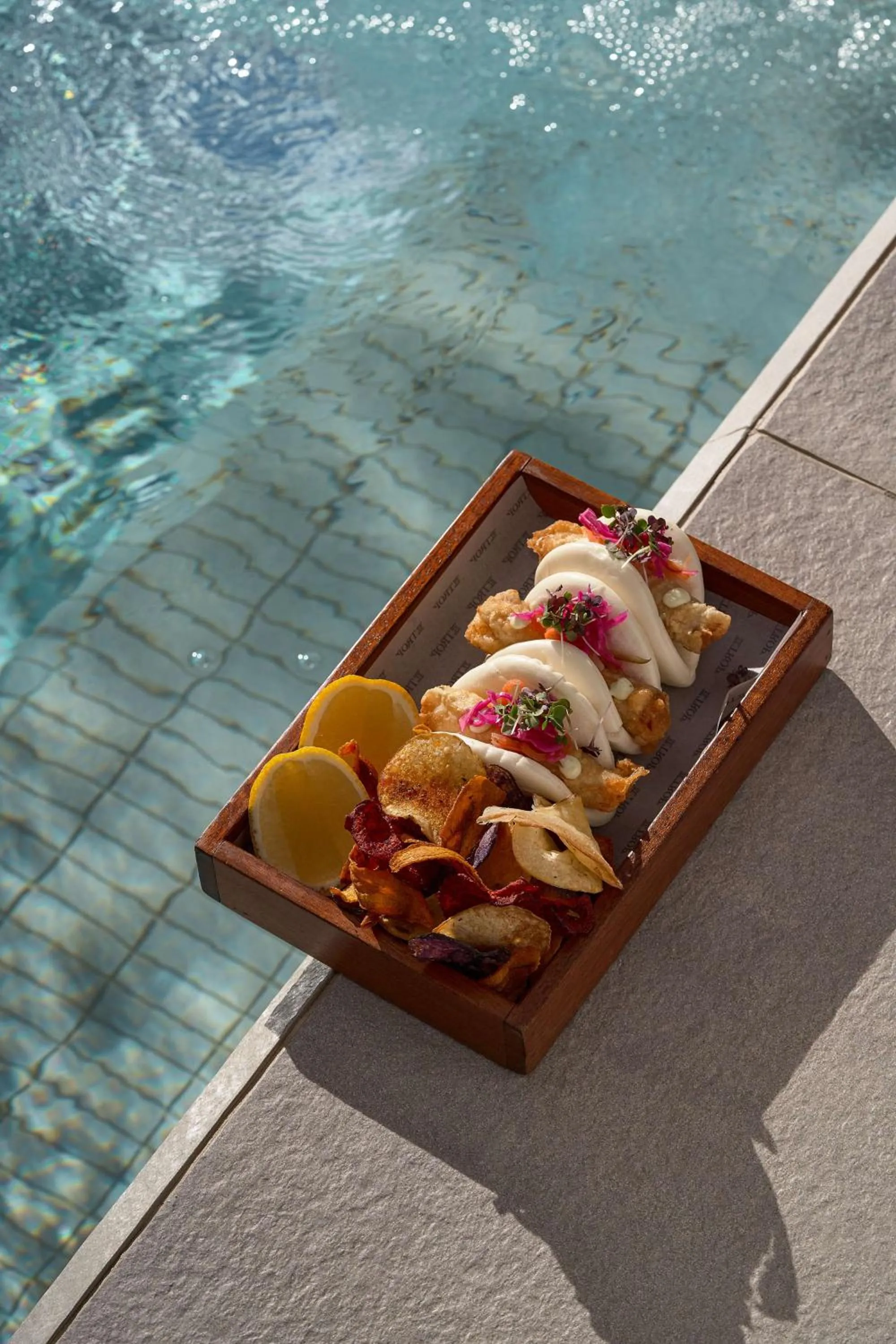 Restaurant/places to eat in Waldorf Astoria Dubai International Financial Centre