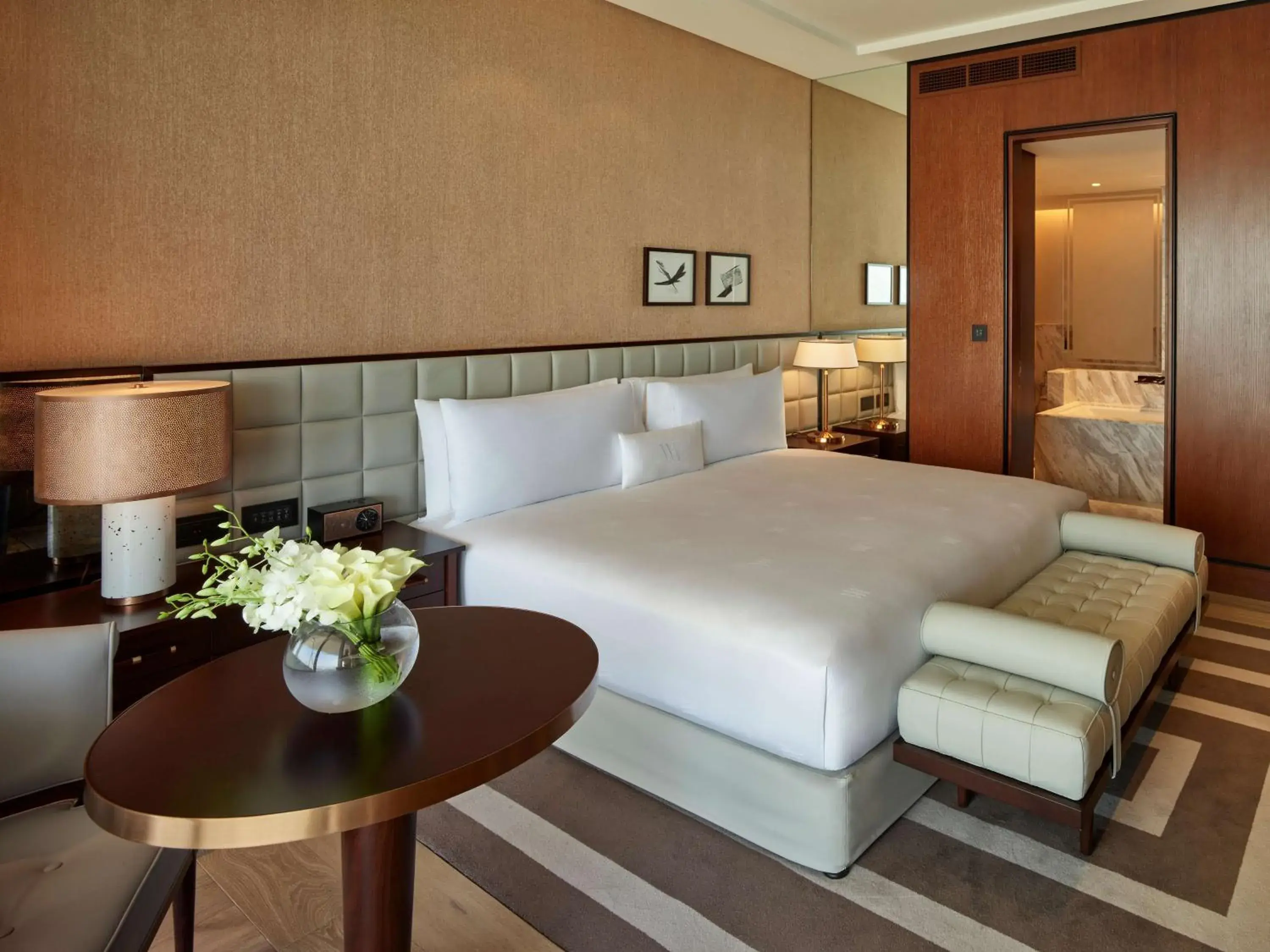 Bed in Waldorf Astoria Dubai International Financial Centre Bed in Waldorf Astoria Dubai International Financial Centre