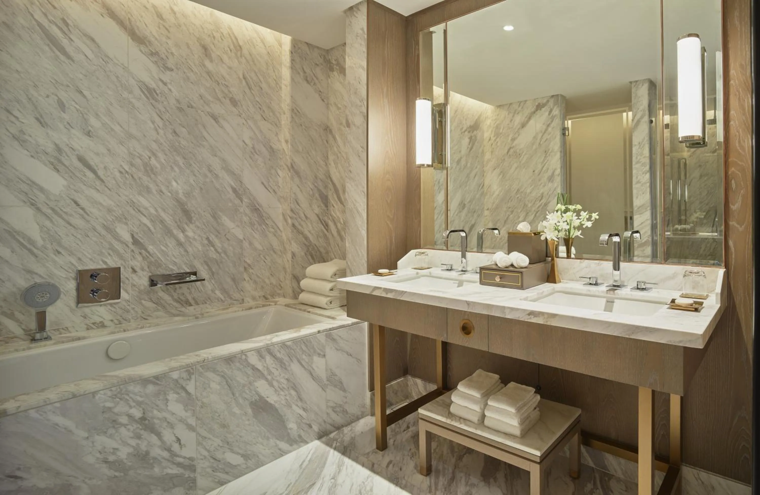 Bathroom in Waldorf Astoria Dubai International Financial Centre