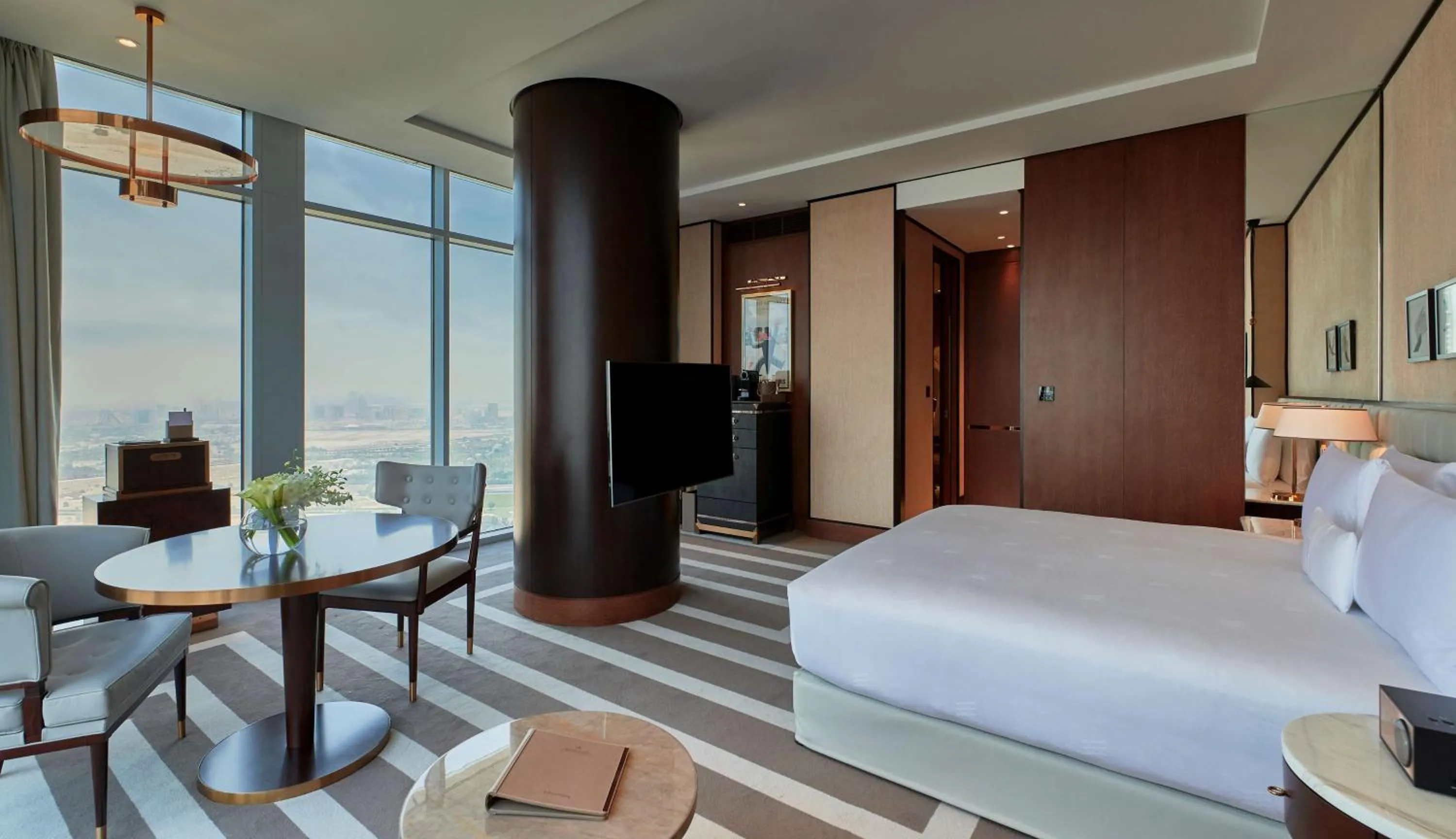 Bed in Waldorf Astoria Dubai International Financial Centre