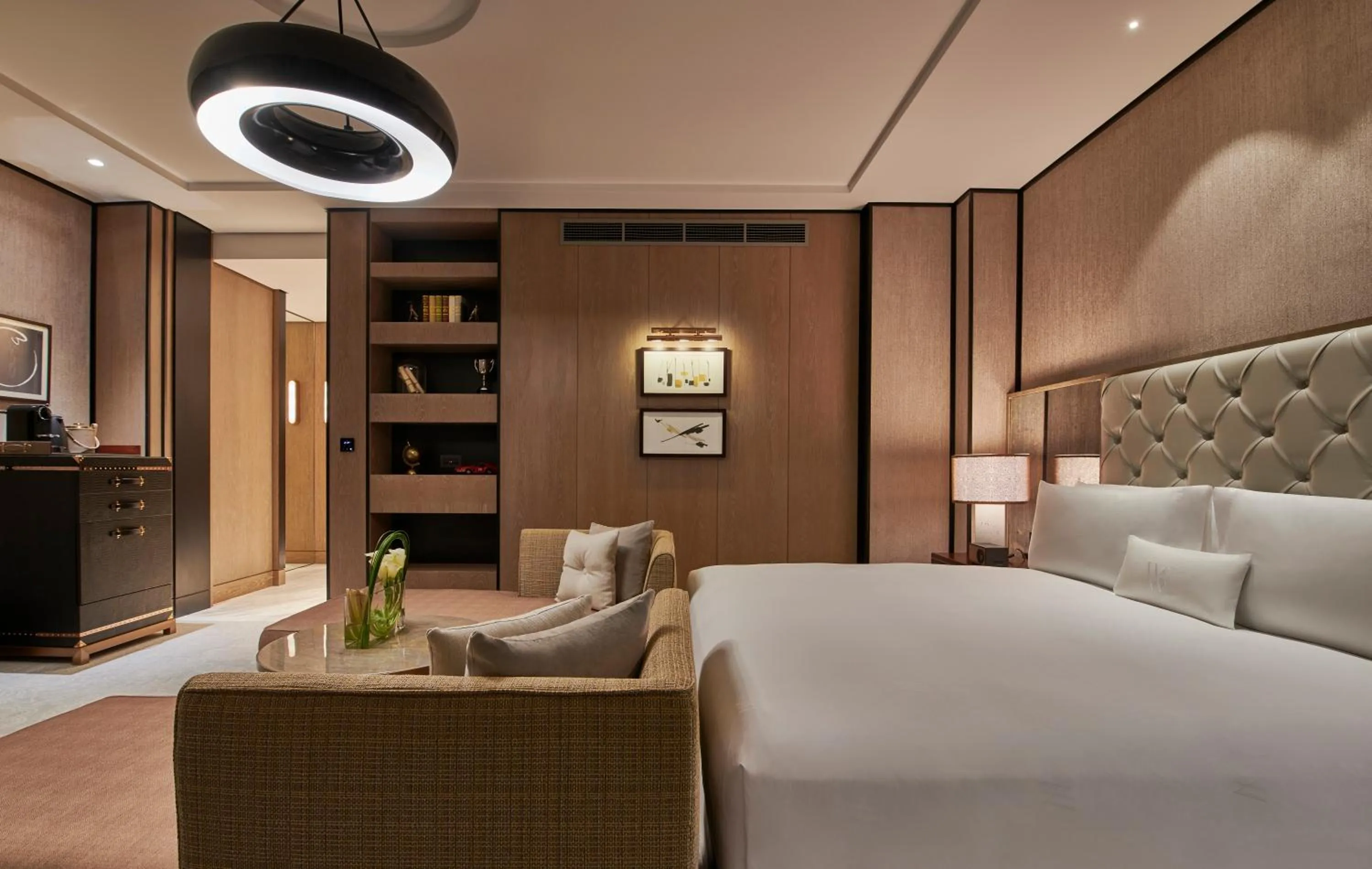 Bed in Waldorf Astoria Dubai International Financial Centre