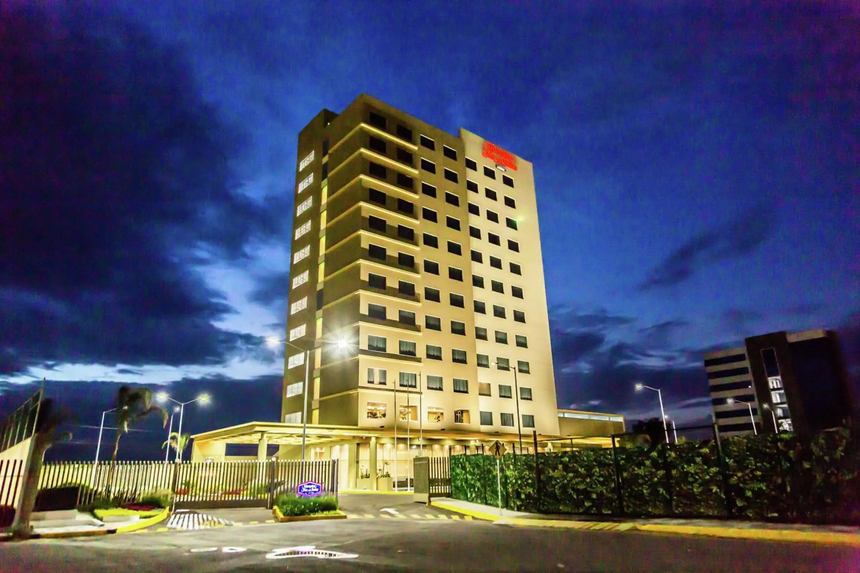 Property building in Hampton Inn & Suites By Hilton Puebla Property building in Hampton Inn & Suites By Hilton Puebla