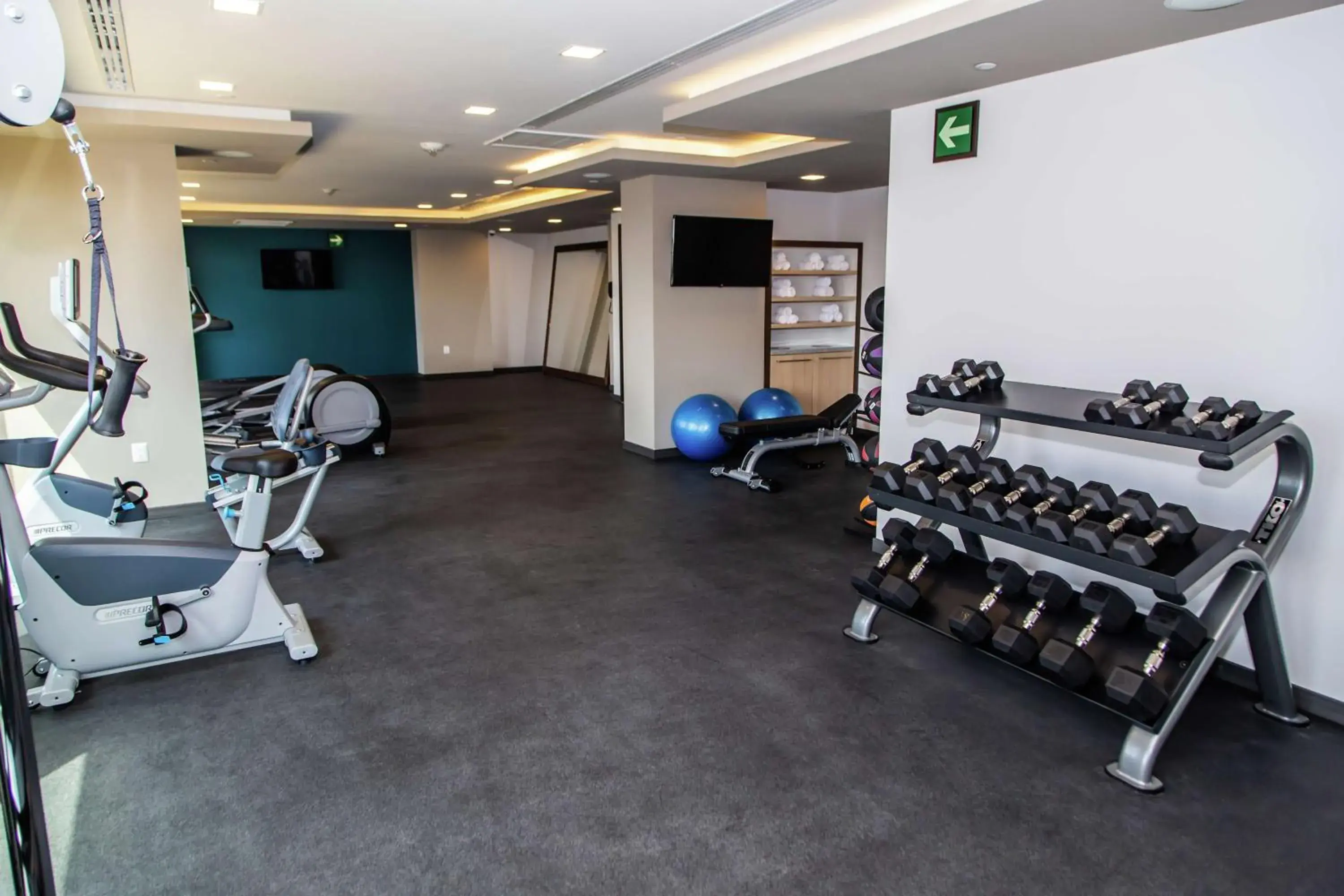 Fitness centre/facilities in Hampton Inn & Suites By Hilton Puebla Fitness centre/facilities in Hampton Inn & Suites By Hilton Puebla