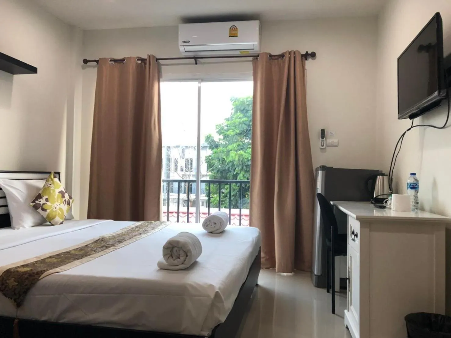 Bed in Khao Oat airport