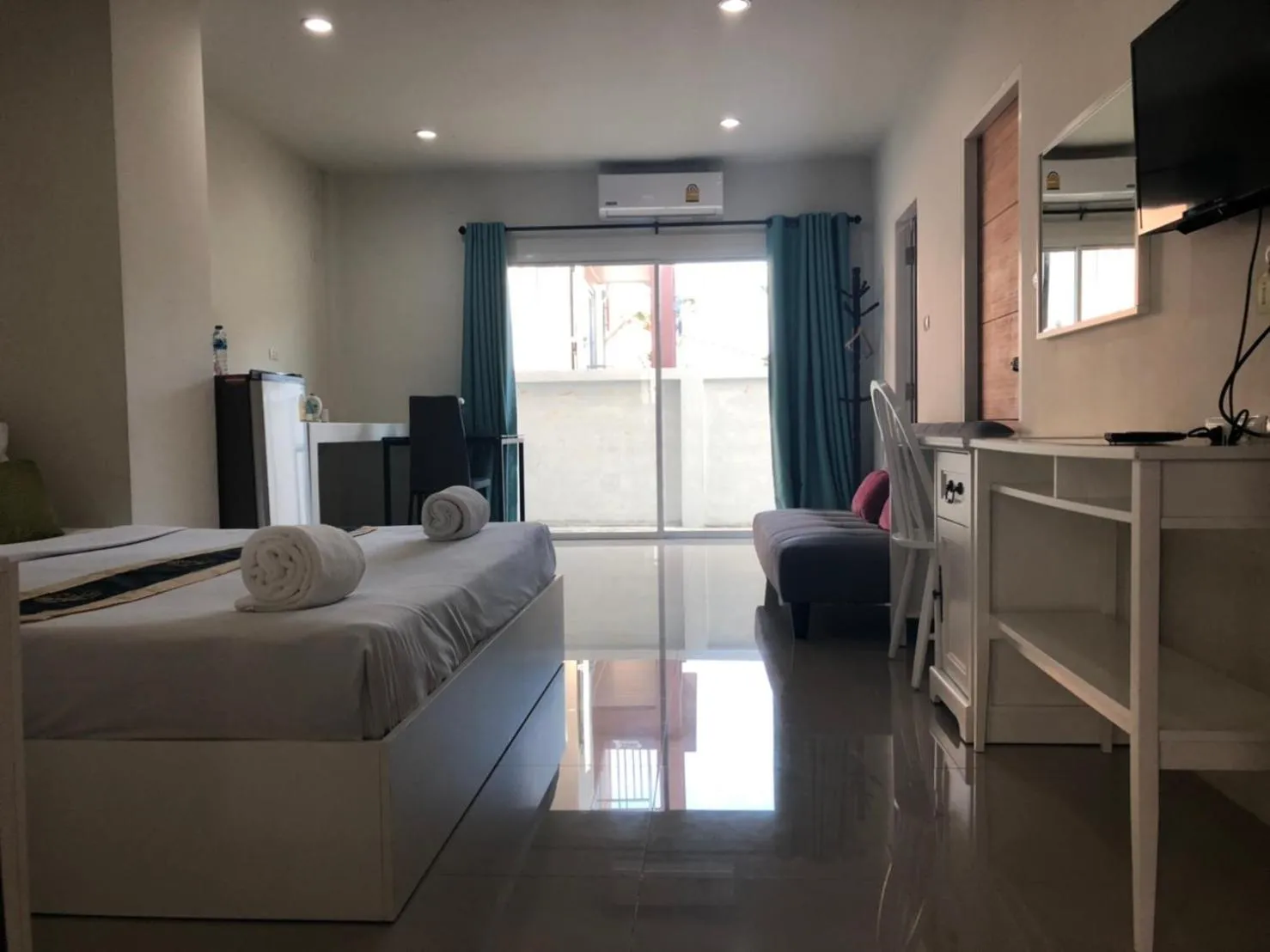 Bed in Khao Oat airport