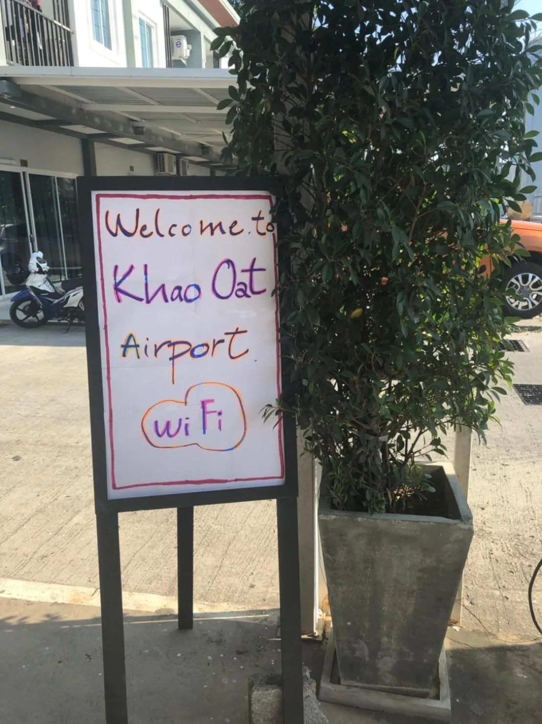 Property building in Khao Oat airport
