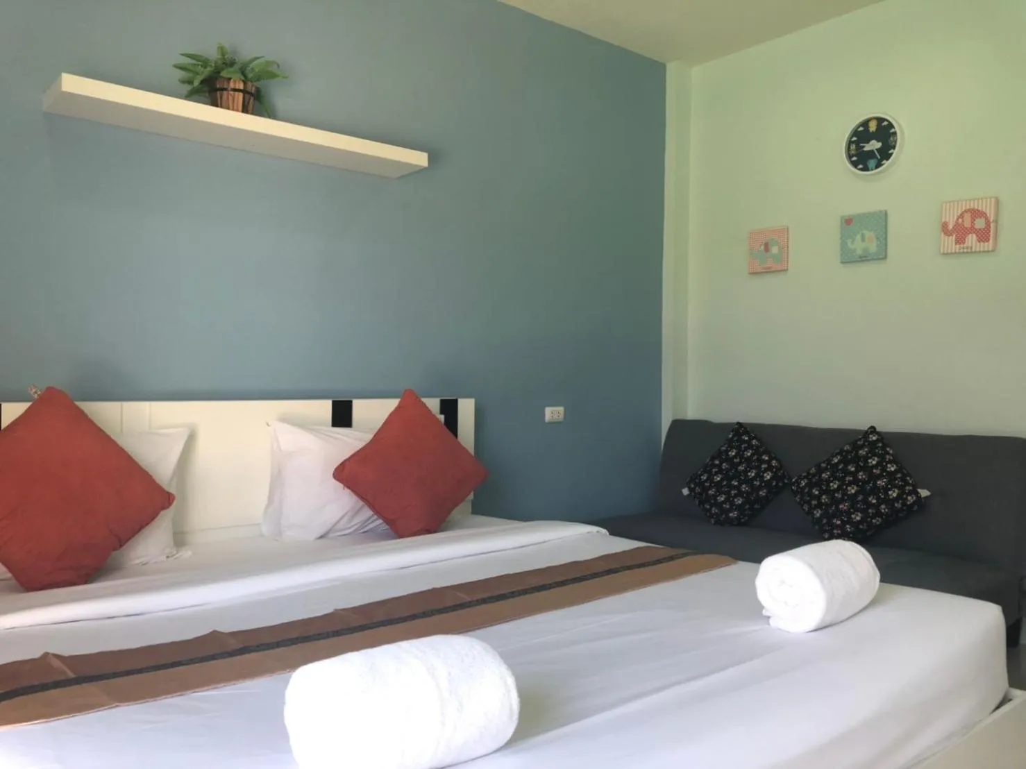 Bed in Khao Oat airport