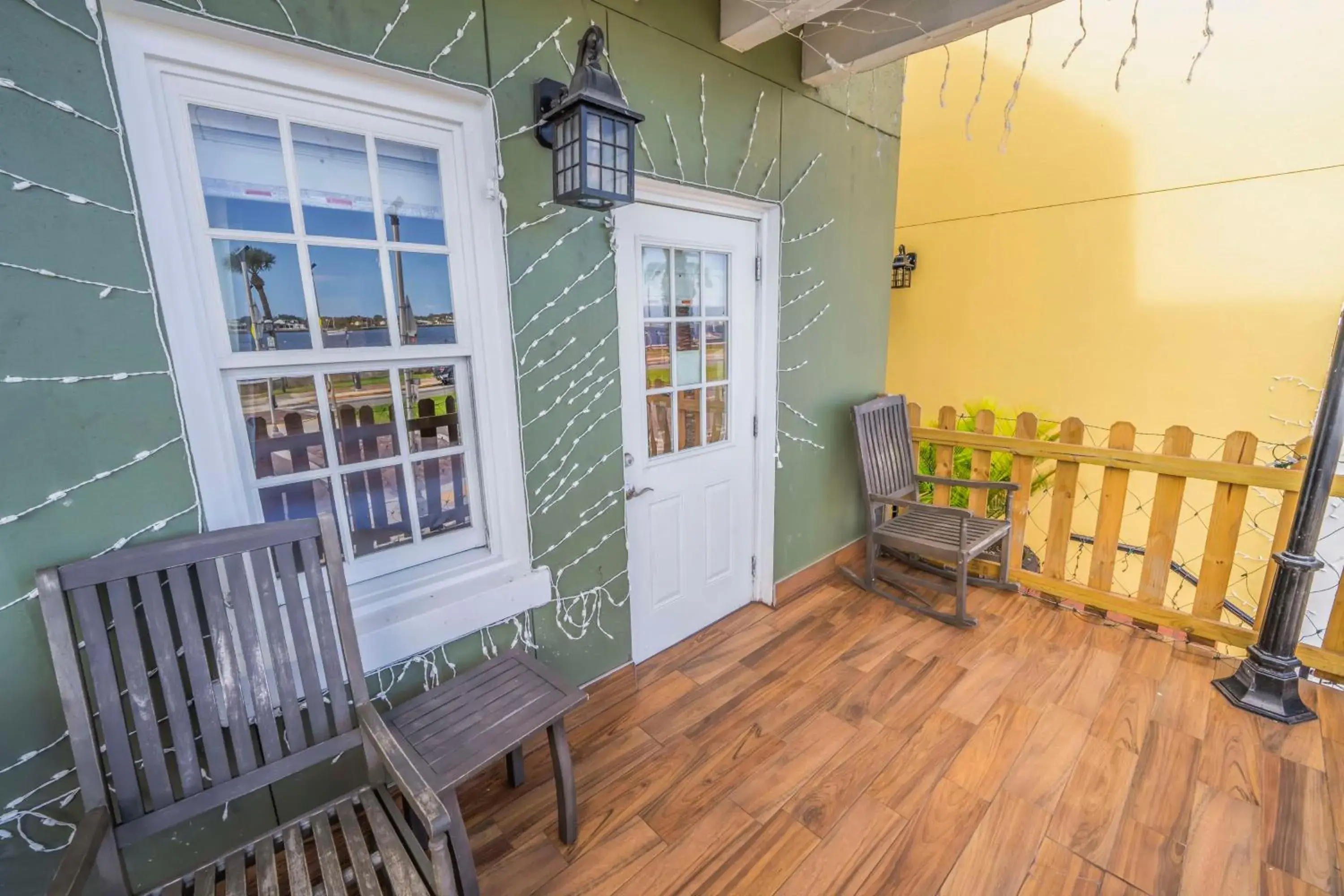 Photo of the whole room in Hilton Saint Augustine Historic Bayfront Photo of the whole room in Hilton Saint Augustine Historic Bayfront