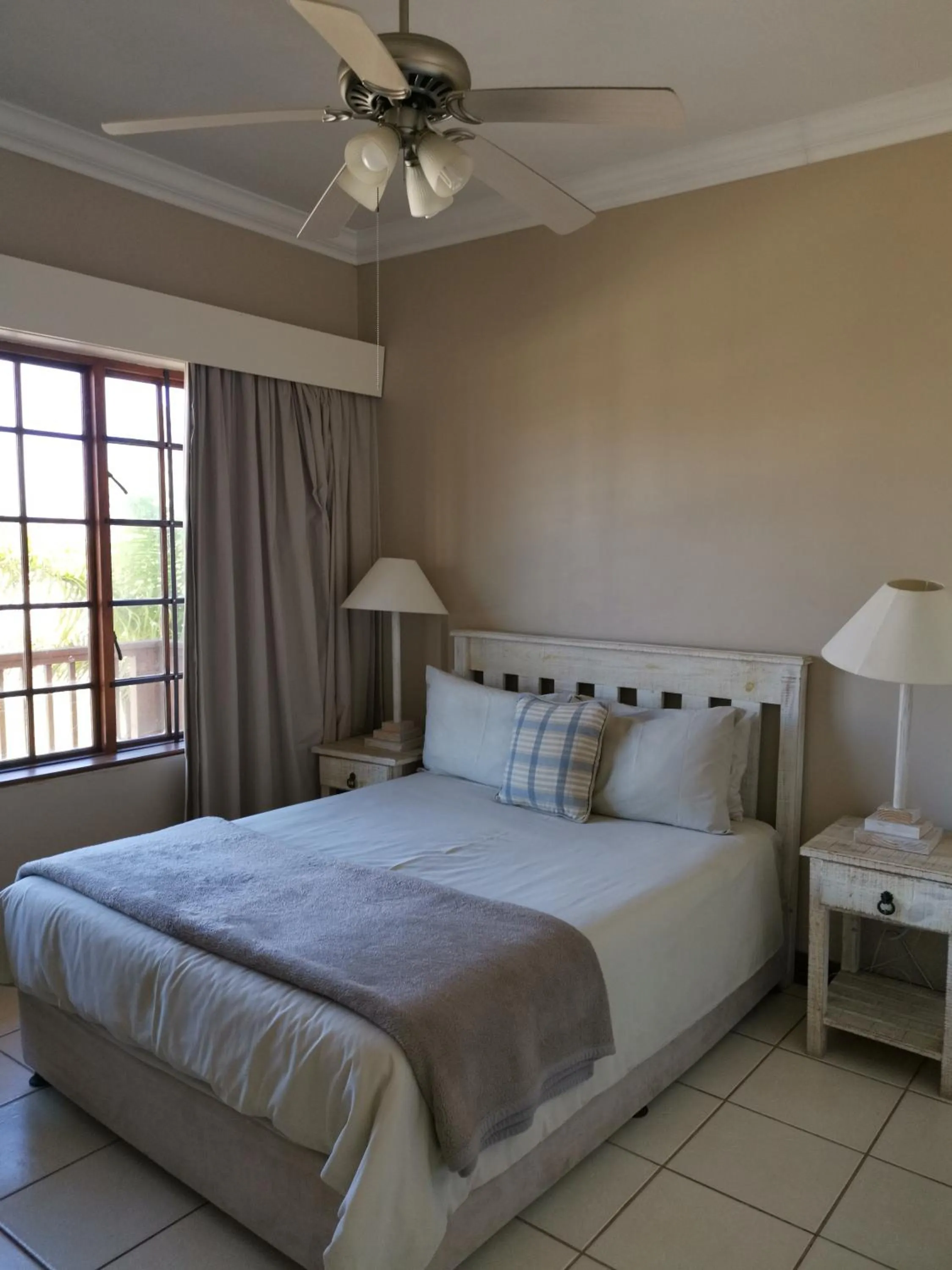 Bed in Summerstrand Beach Lodge