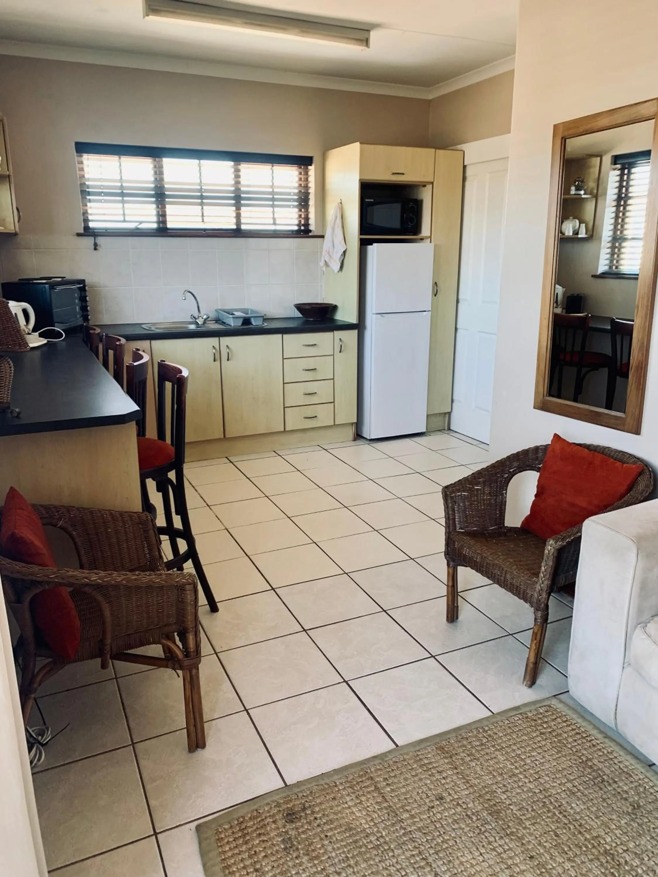 Kitchen or kitchenette in Summerstrand Beach Lodge