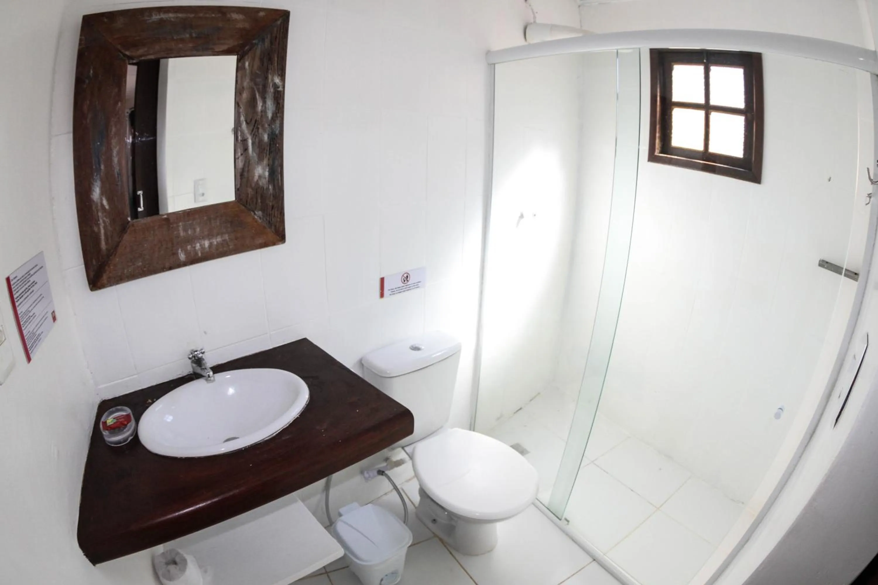 Shower in Pousada Casa Cactus Praia da Tartaruga Búzios