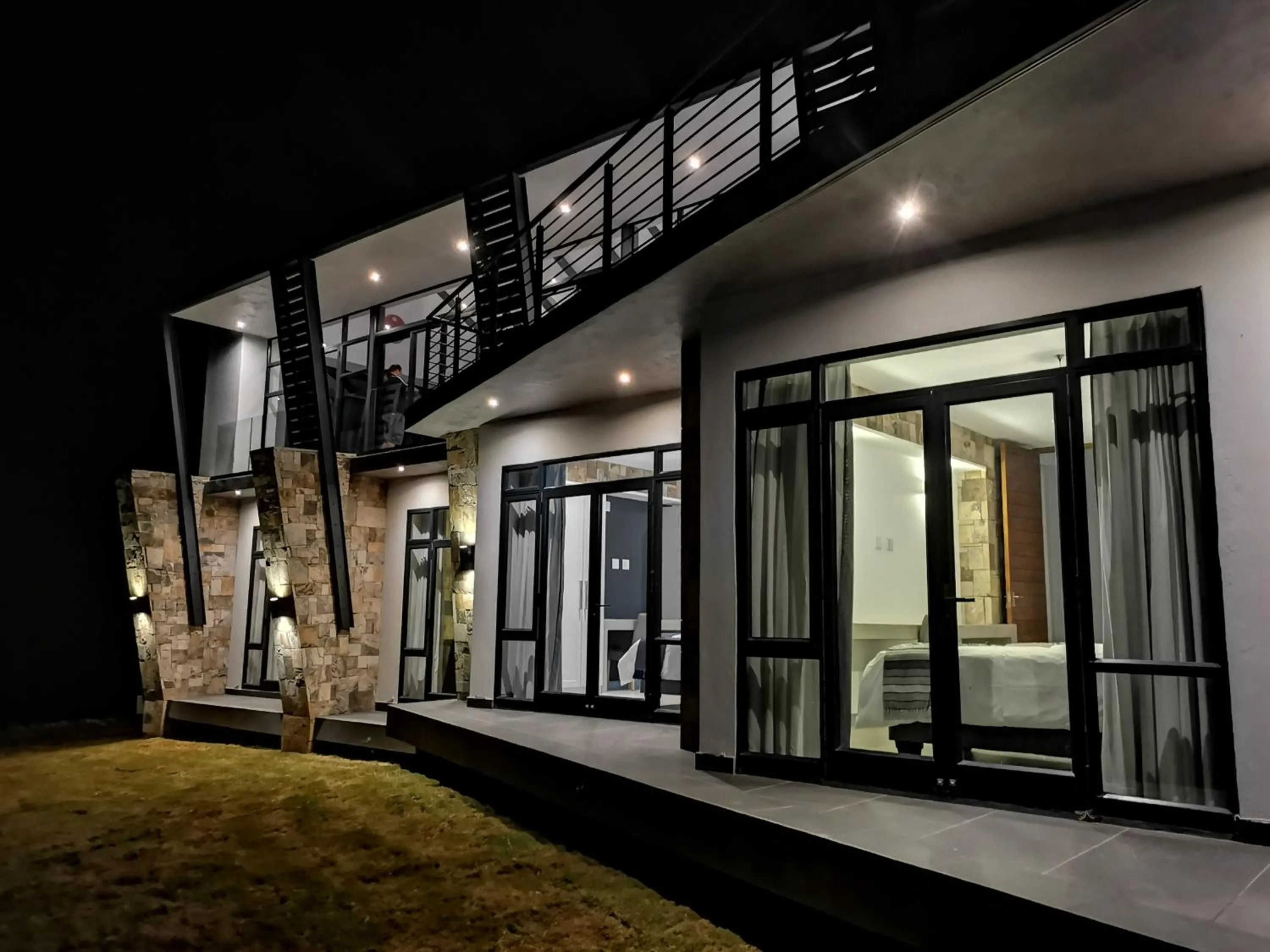 Highland Gate House 1023
