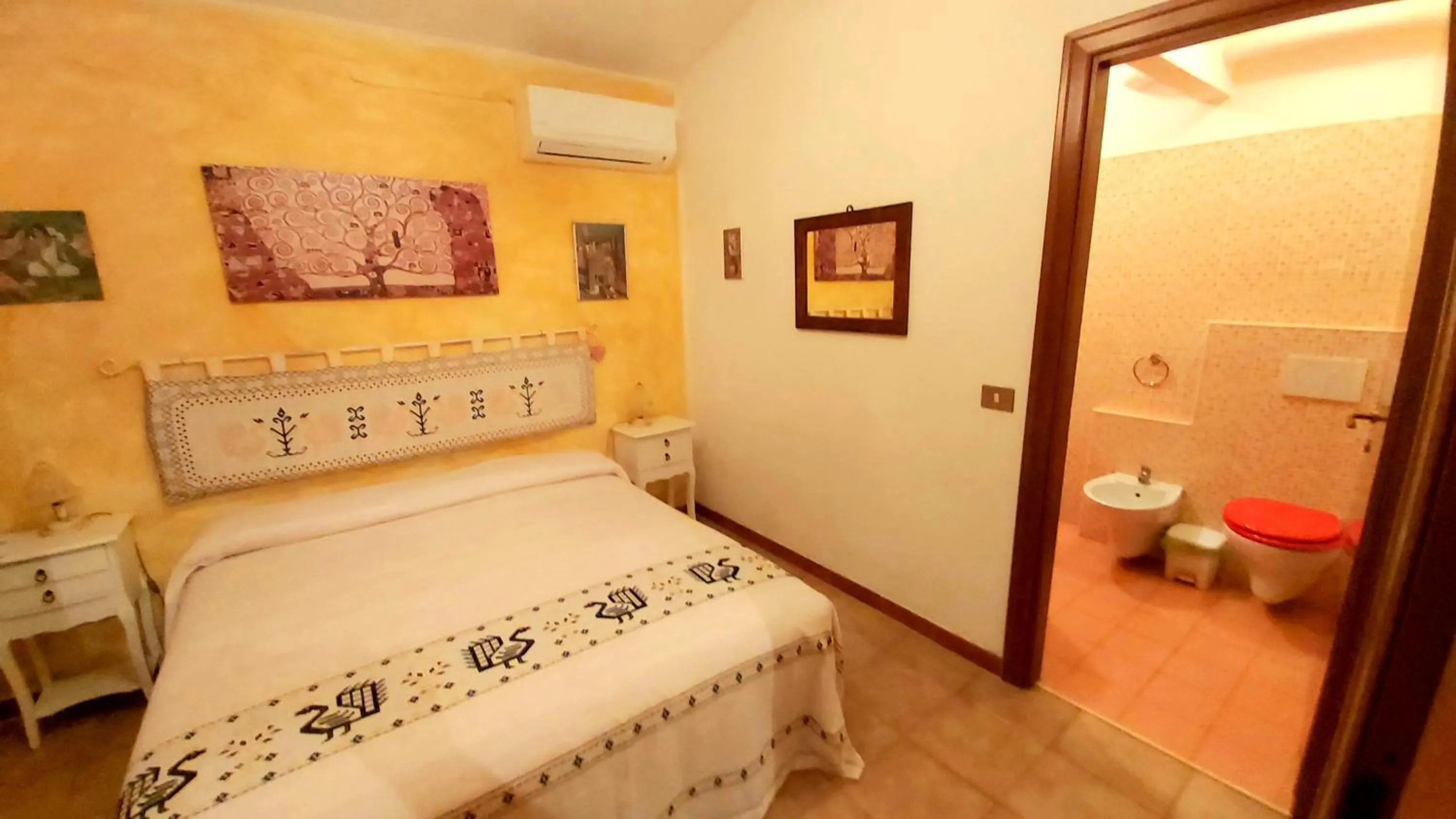 Bed in Bed & Breakfast Il Rosmarino