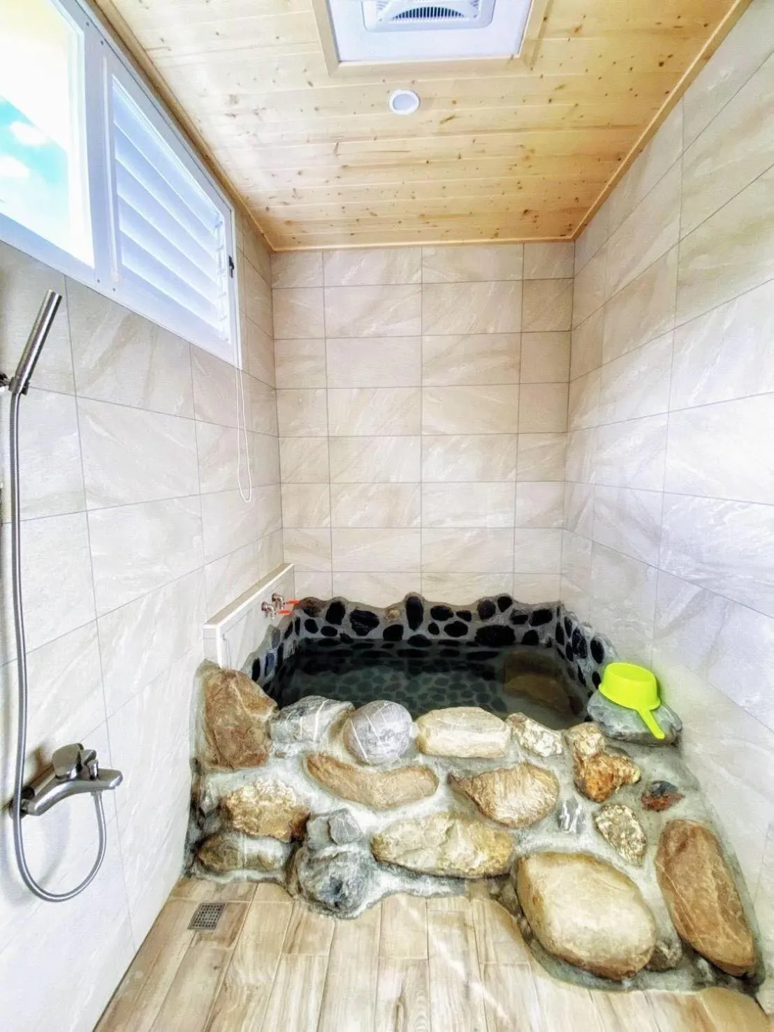 春陽溫泉一品居 ChunYang Homestay hot spring