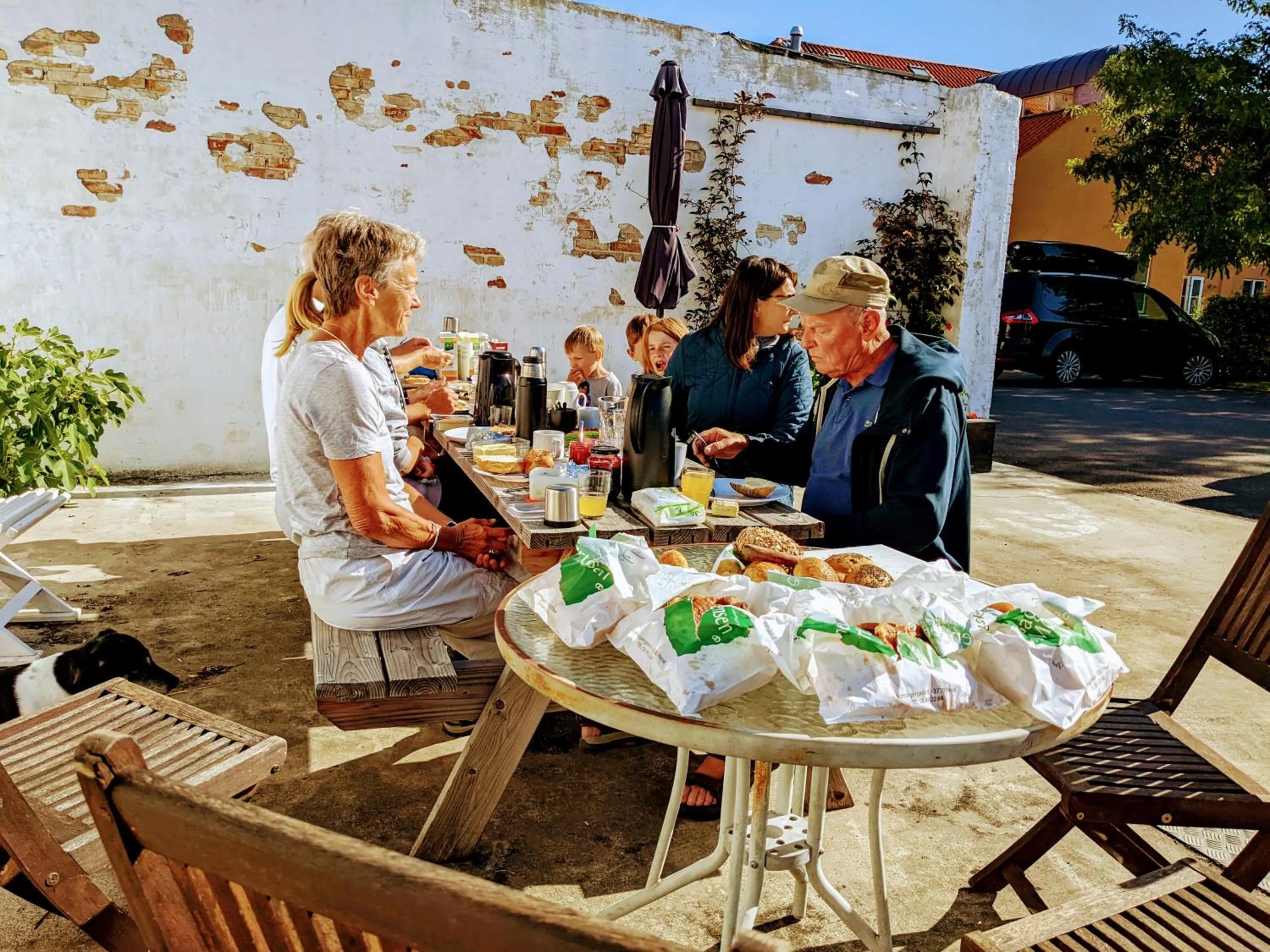 People in Nexø Modern Hostel. Private Rooms