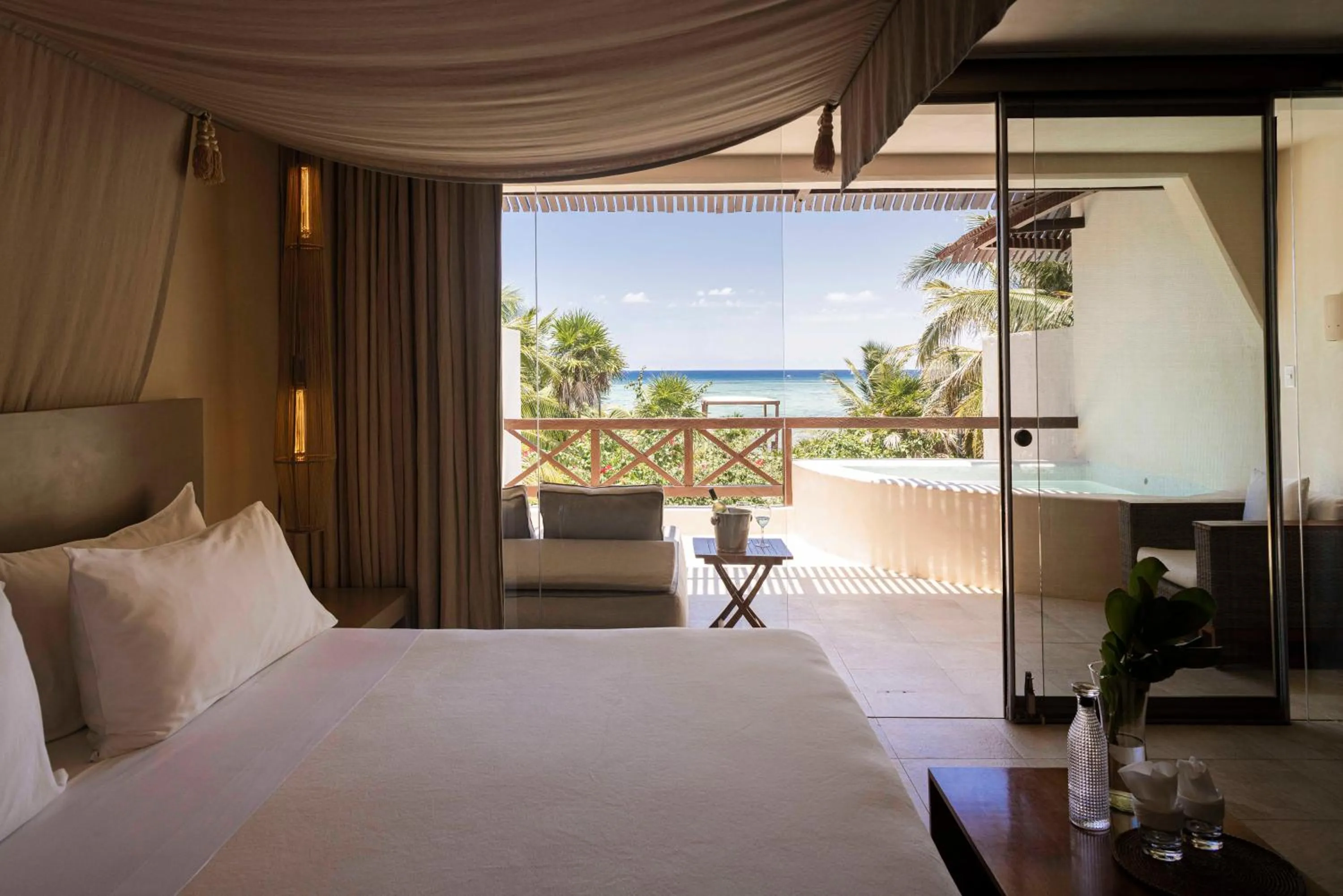 Bedroom, Bed in Jashita Hotel