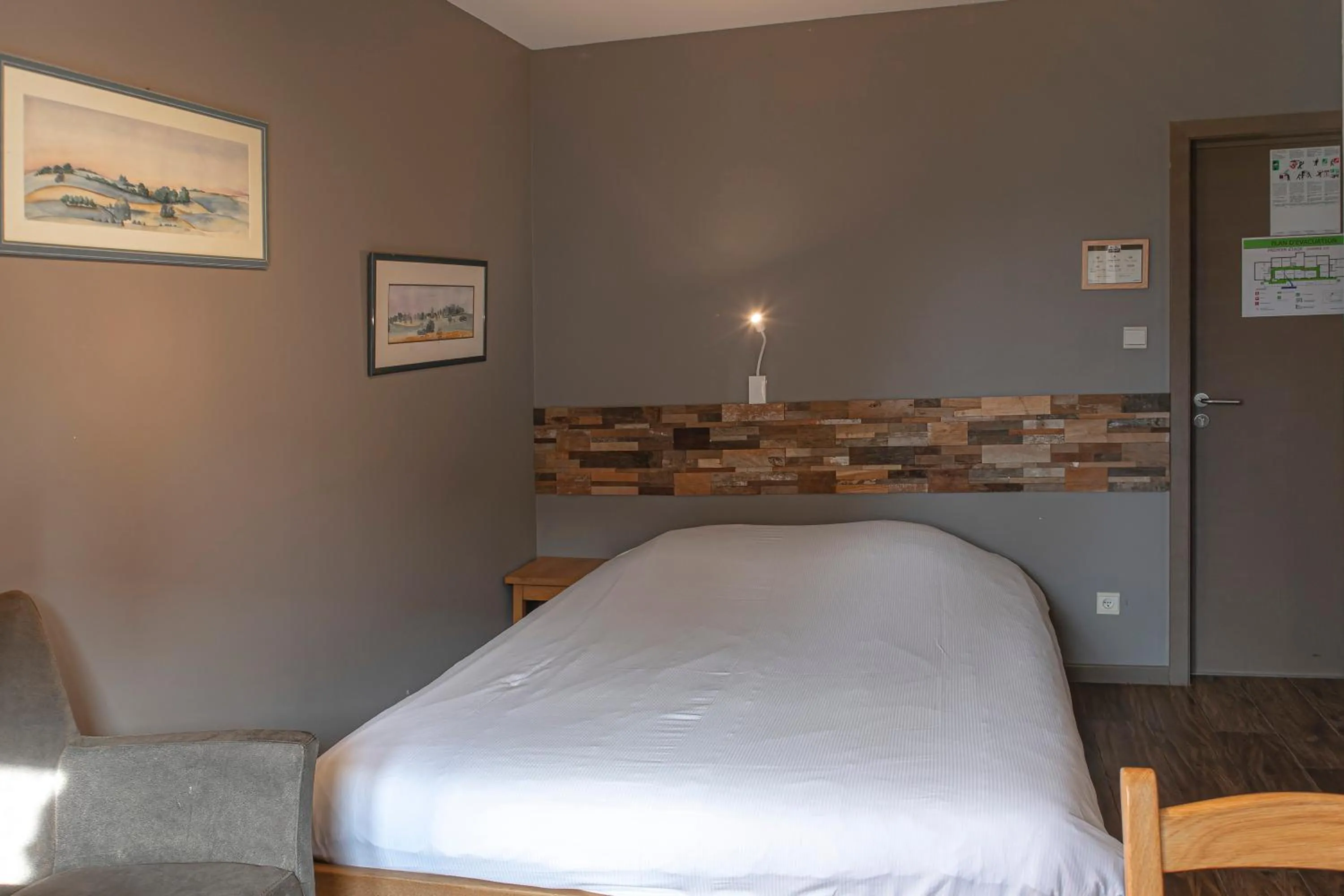 Property building, Bed in Hotel Piano 2 - Mont-St-Guibert - Louvain-la-Neuve