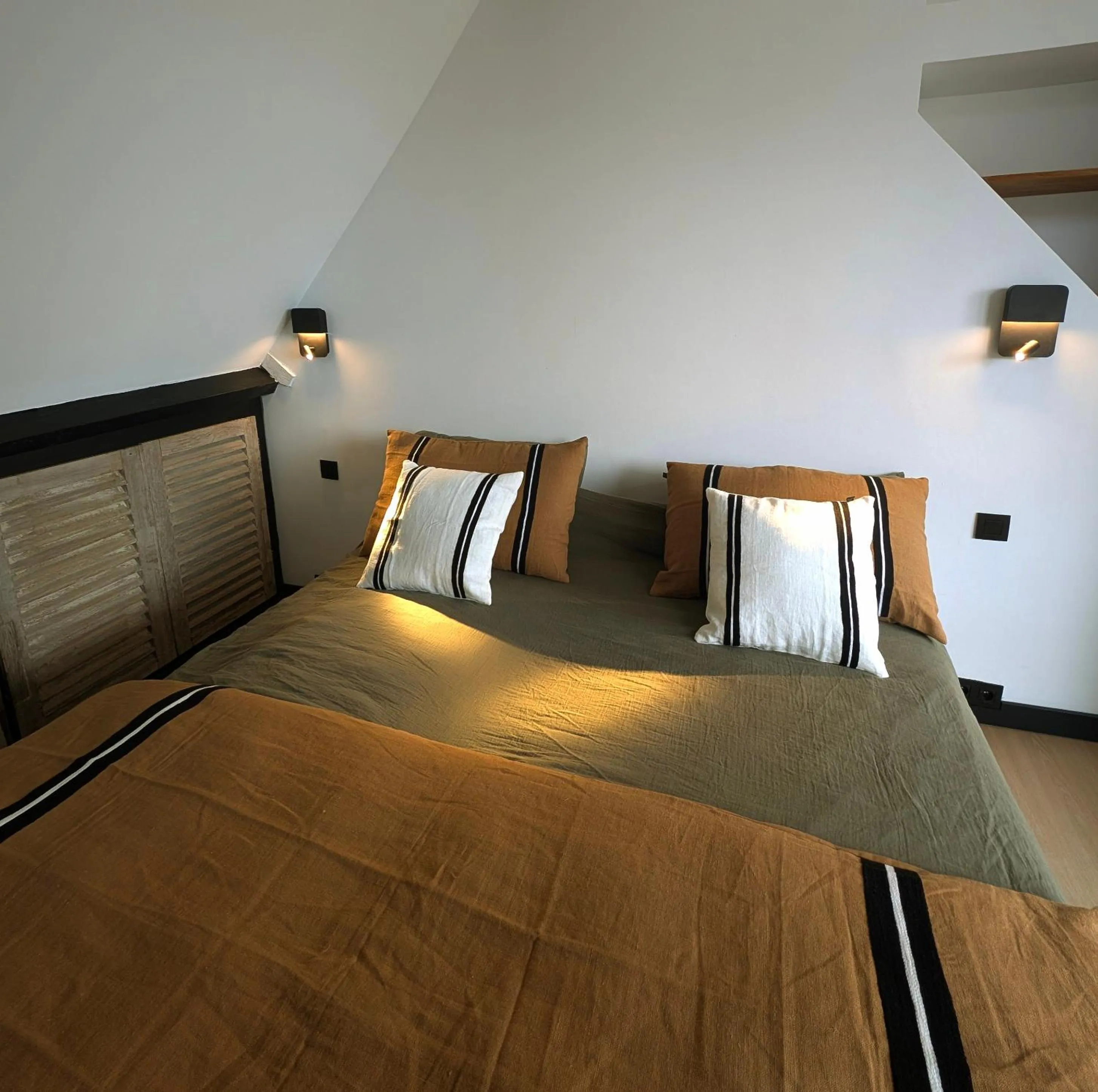 Bedroom, Bed in Hotel Piano 2 - Mont-St-Guibert - Louvain-la-Neuve