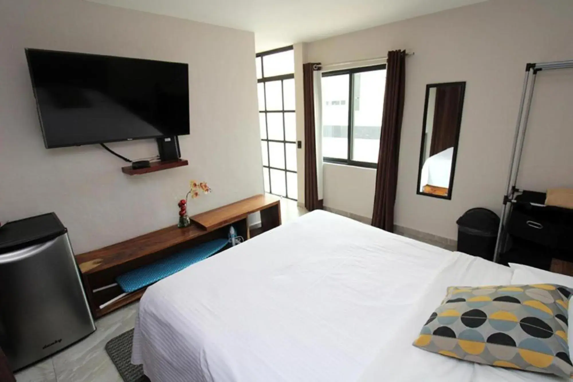 Standard Double Room in Rochester 10 Standard Double Room in Rochester 10