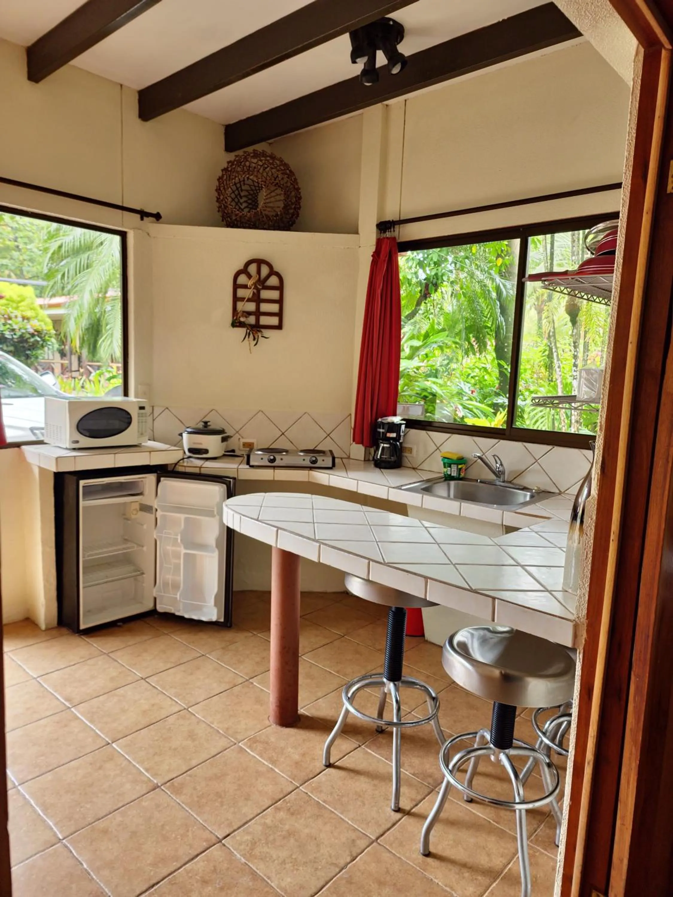 Kitchen or kitchenette in Diuwak