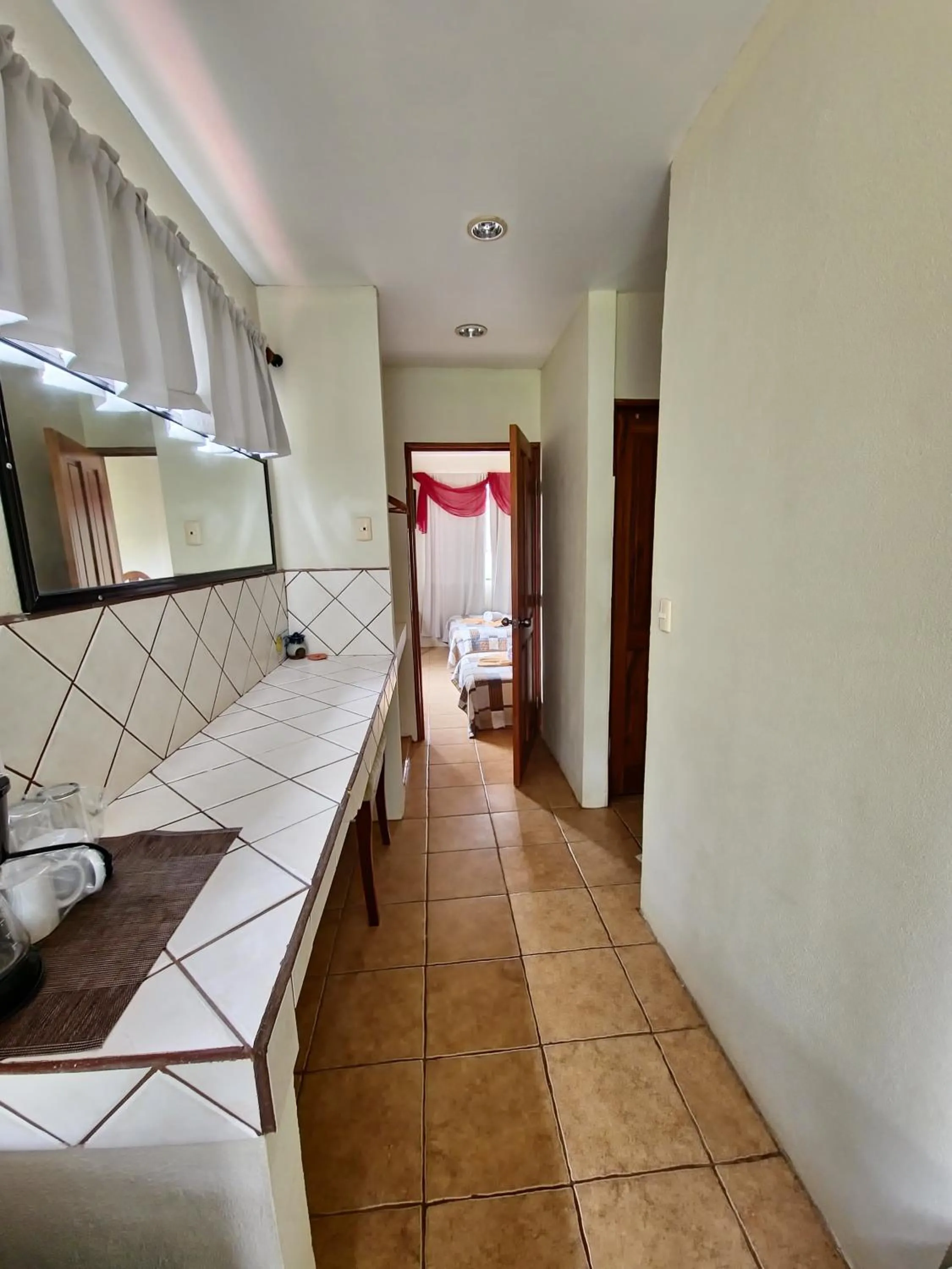 Photo of the whole room in Diuwak