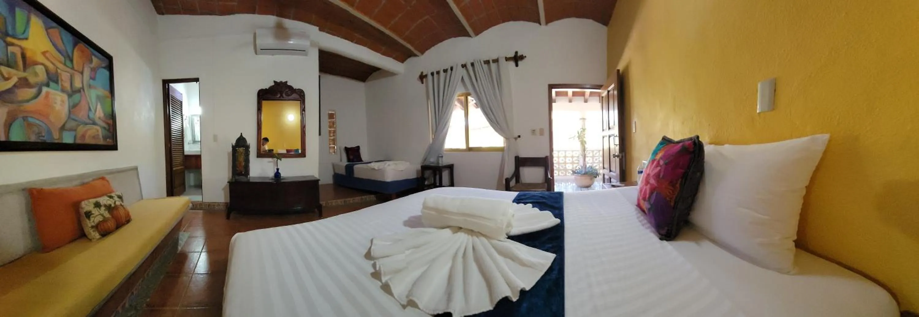 Bedroom, Bed in Hotel Diamante Sayulita