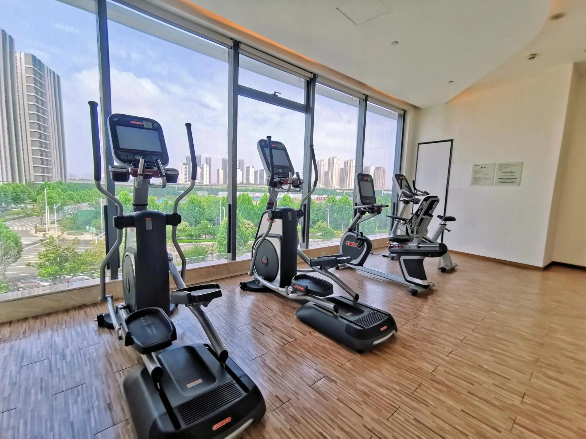 Spa and wellness centre/facilities, Fitness Center/Facilities in Holiday Inn Zhengzhou Riverside
